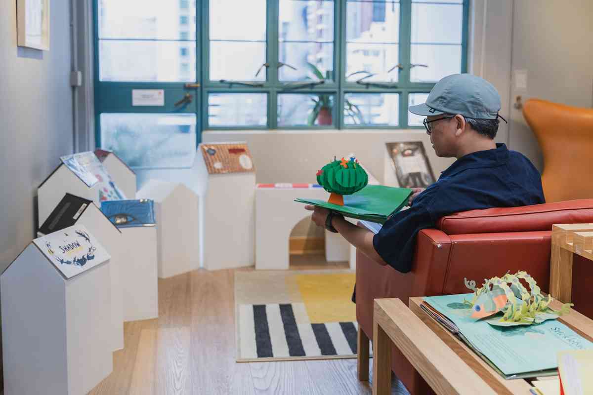 紙頁之間的無限變形:專訪繪本作者劉紹增的藝術與設計哲學 紙頁之間的無限變形:專訪繪本作者劉紹增的藝術與設計哲學