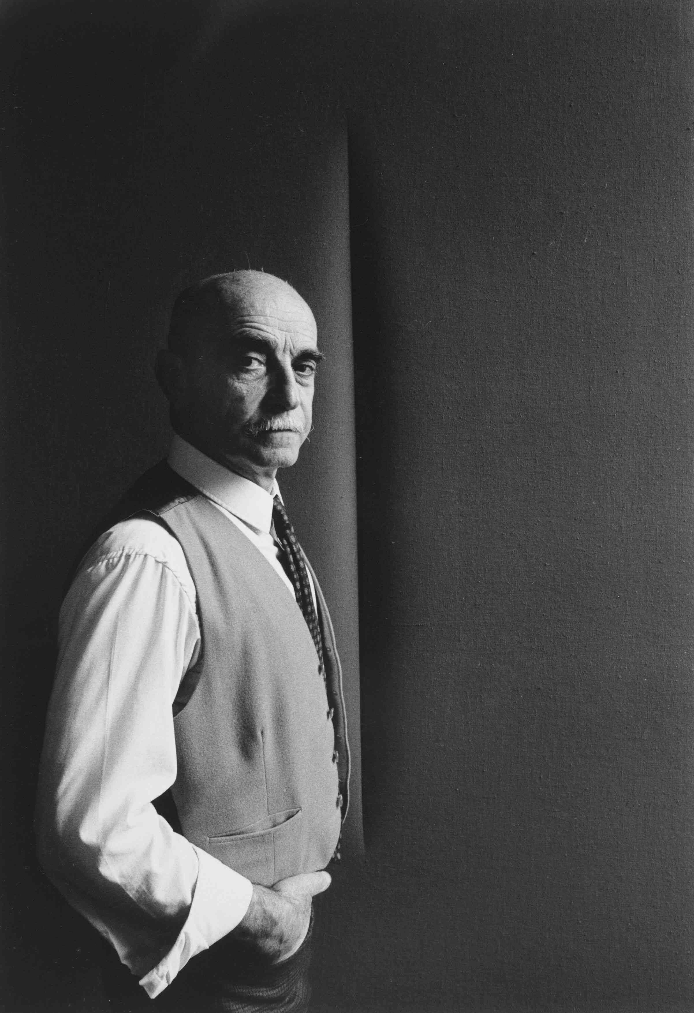 空間主義大師 Lucio Fontana 香港個展：看現代藝術先驅如何用「一刀」定義空間