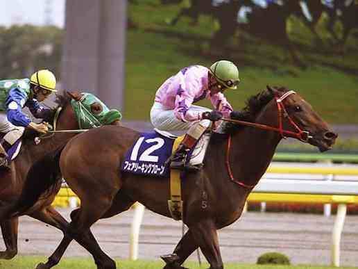 馬年蹄印與城史年輪：回顧一代代香港馬王的傳奇