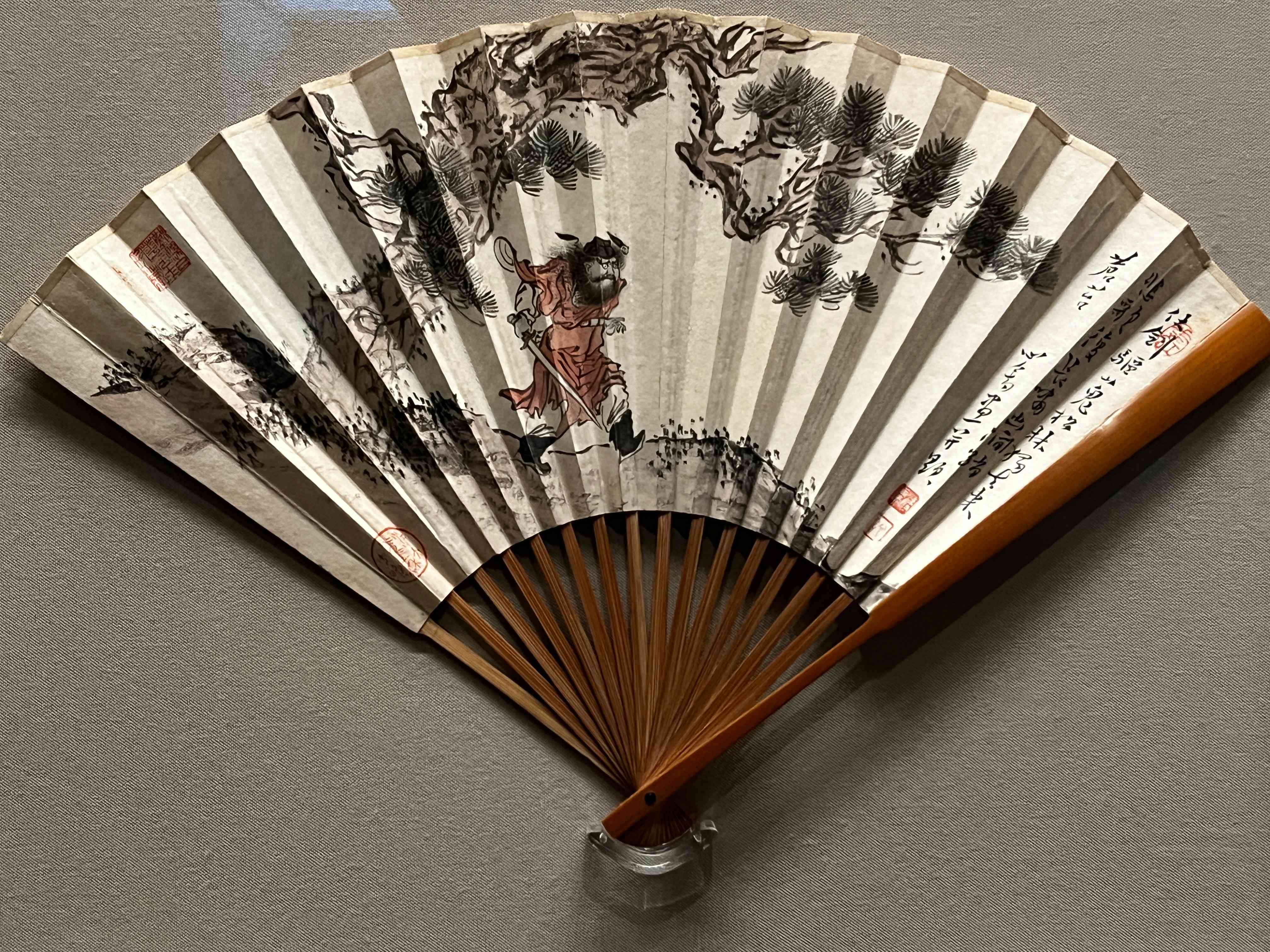 《難得清風──靜觀樓藏扇精選》：在方寸間，窺見一個深邃的藝術世界