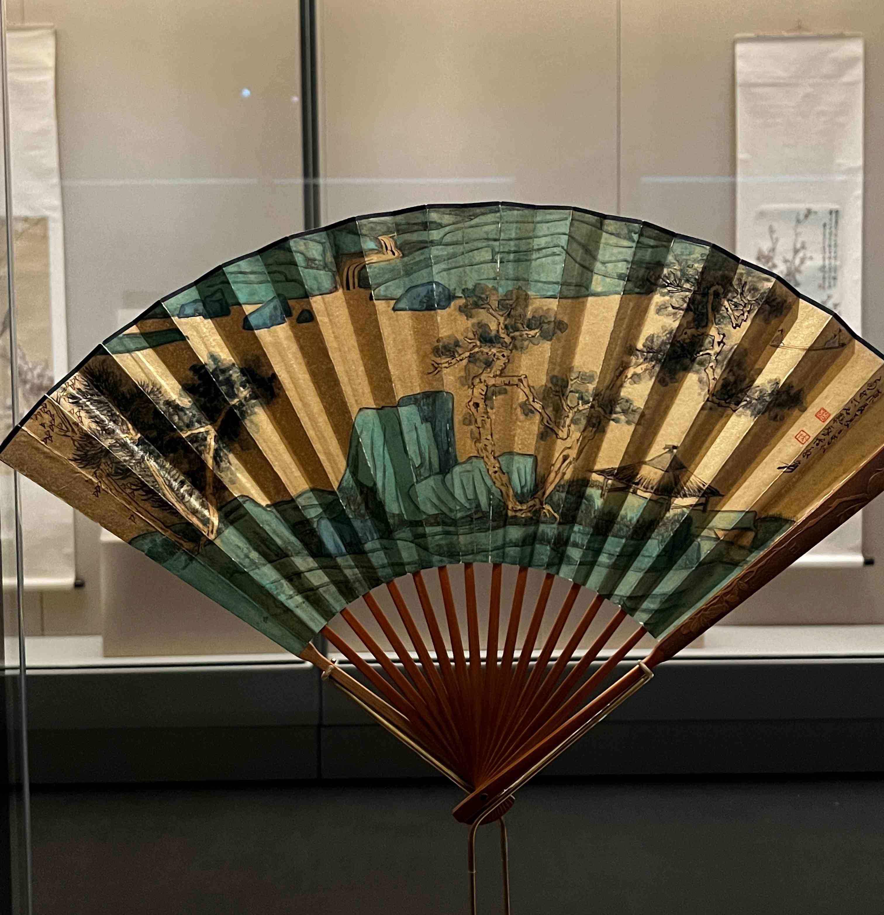 《難得清風──靜觀樓藏扇精選》：在方寸間，窺見一個深邃的藝術世界