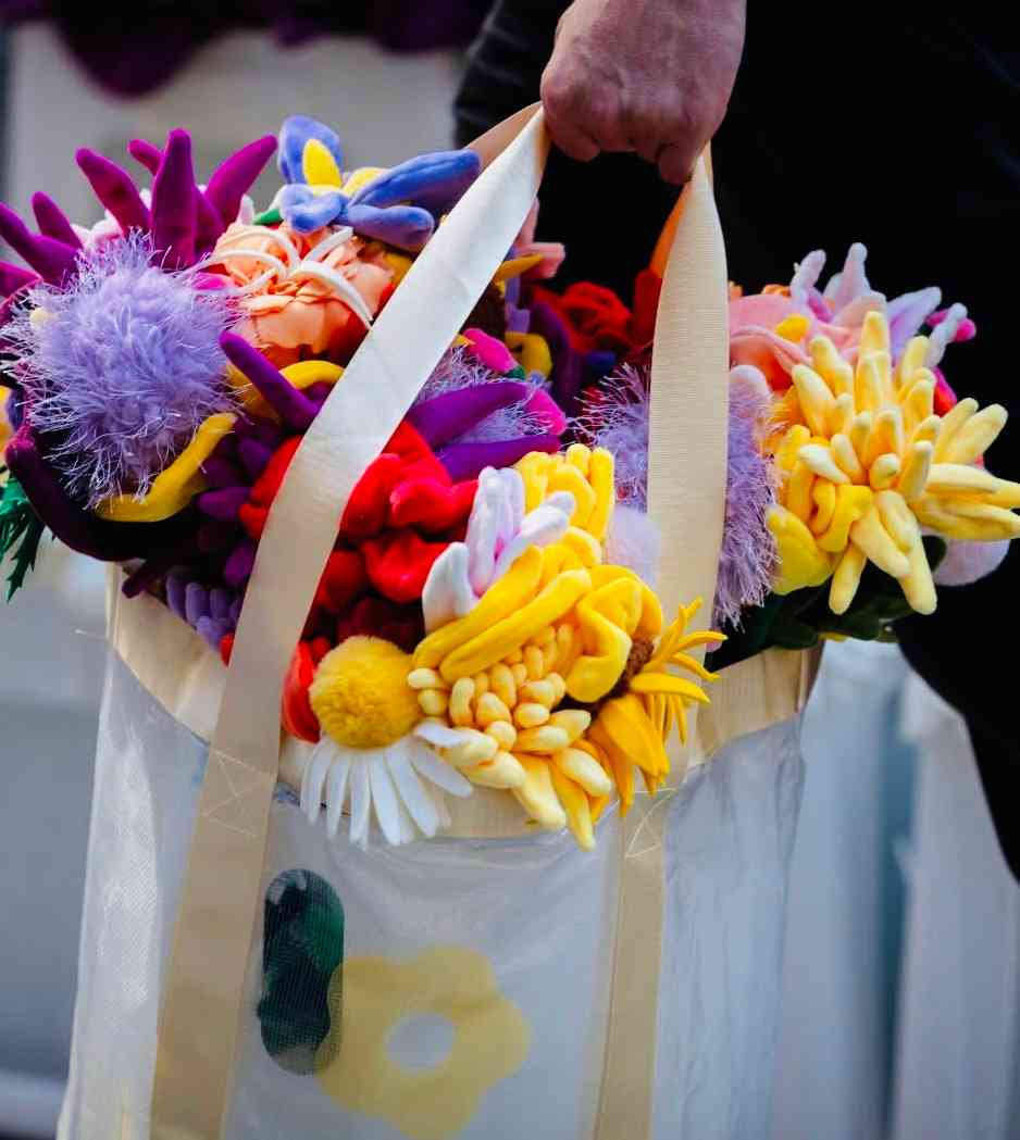 藝術三月：進場是為了療癒、流量，還是找尋那個崩塌的未來？