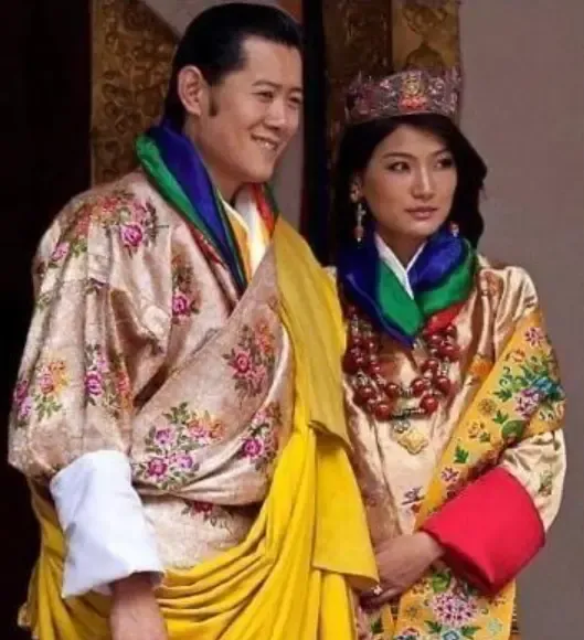 不丹舊都普納卡：見證奇特又真實的文化信仰，看王室比童話更浪漫的愛情故事