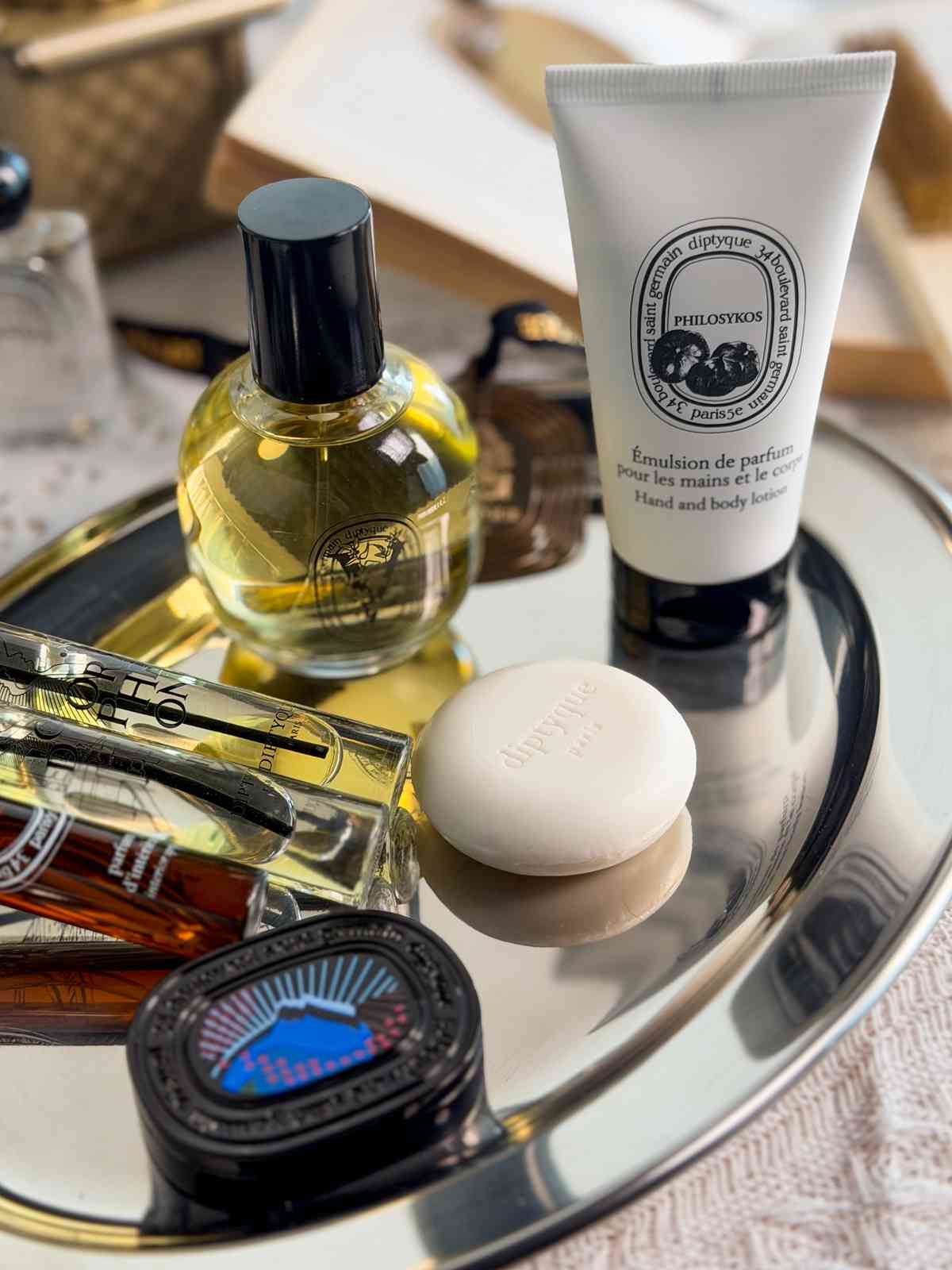 開箱 Diptyque 聖誕倒數月曆:走進貓咪童話世界!冬日限定冷杉蠟燭、香氛護手霜,經典髮香噴霧! 開箱 Diptyque 聖誕倒數月曆:走進貓咪童話世界!冬日限定冷杉蠟燭、香氛護手霜,經典髮香噴霧!