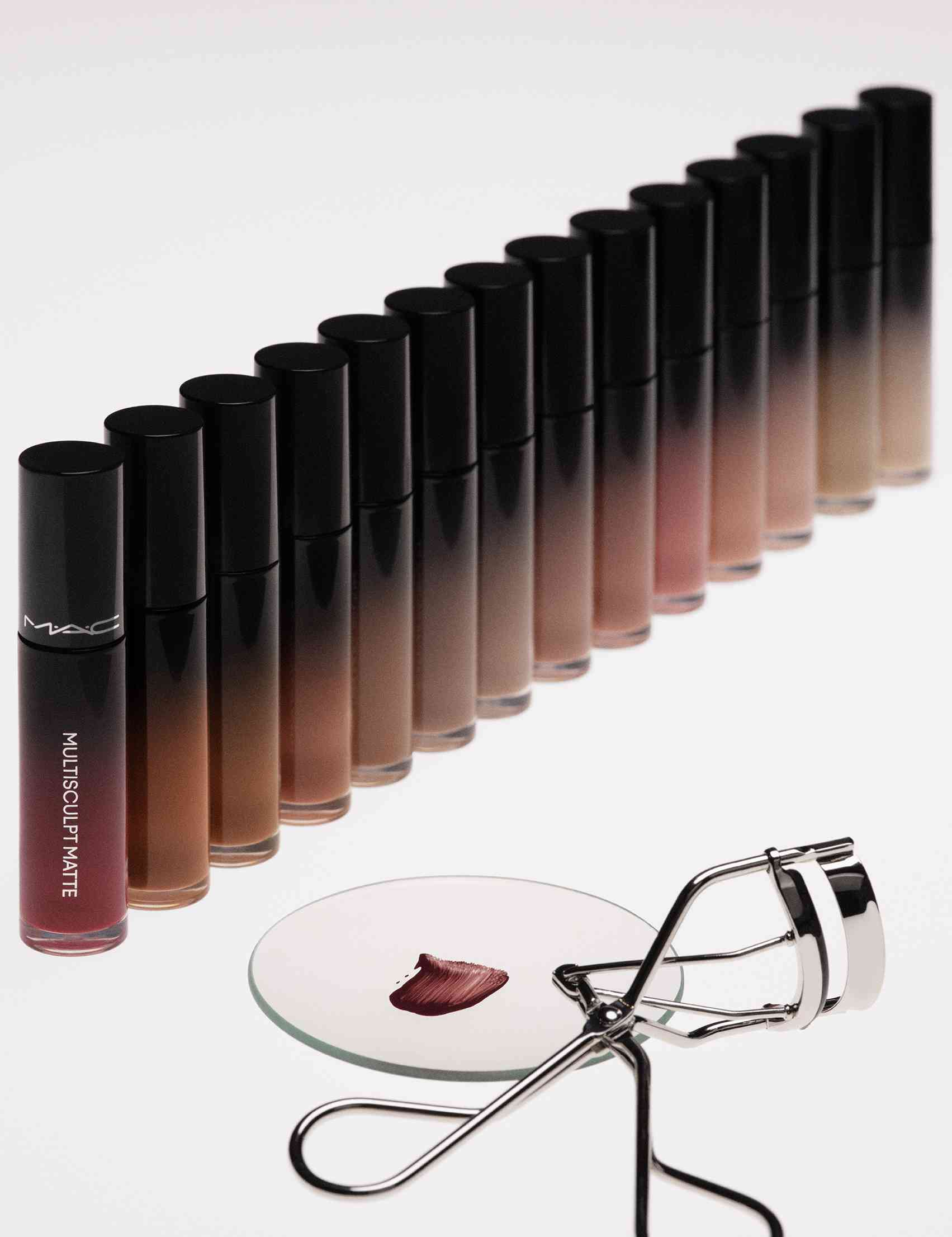 醫美級精準修容？全新M&middot;A&middot;C Studio Fix輪廓塑形系列，打造零濾鏡夏日妝感！