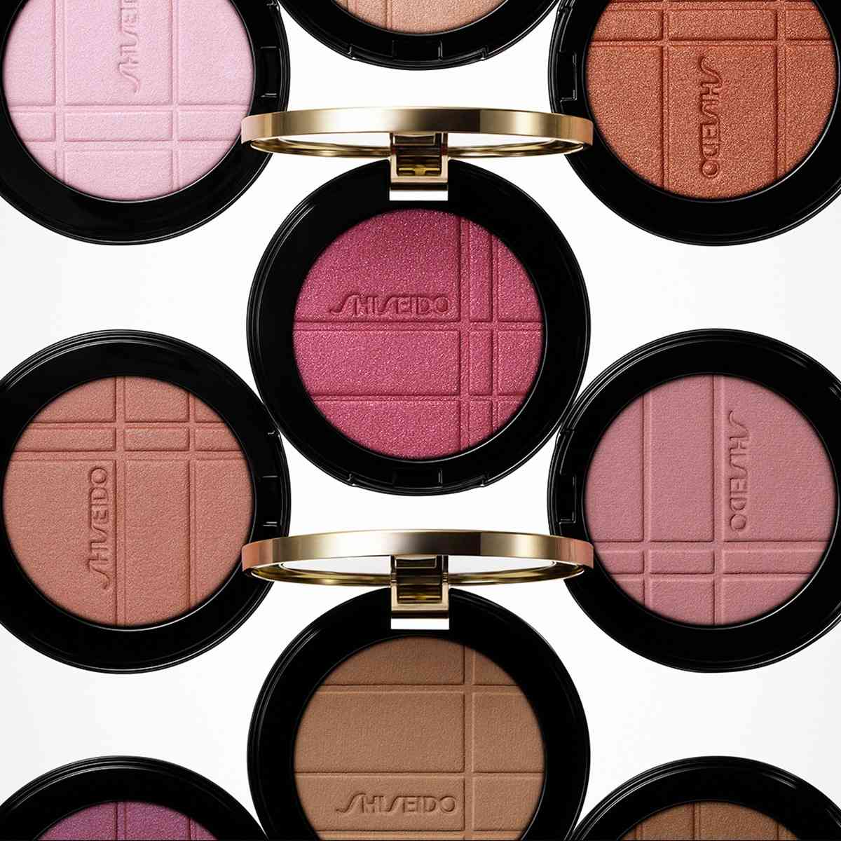 高光胭脂二合一？精選 DIOR 多用途高光棒、M&middot;A&middot;C 柔光透亮胭脂、NARS 原生光亮肌胭脂，為夏日注入滿滿多巴胺