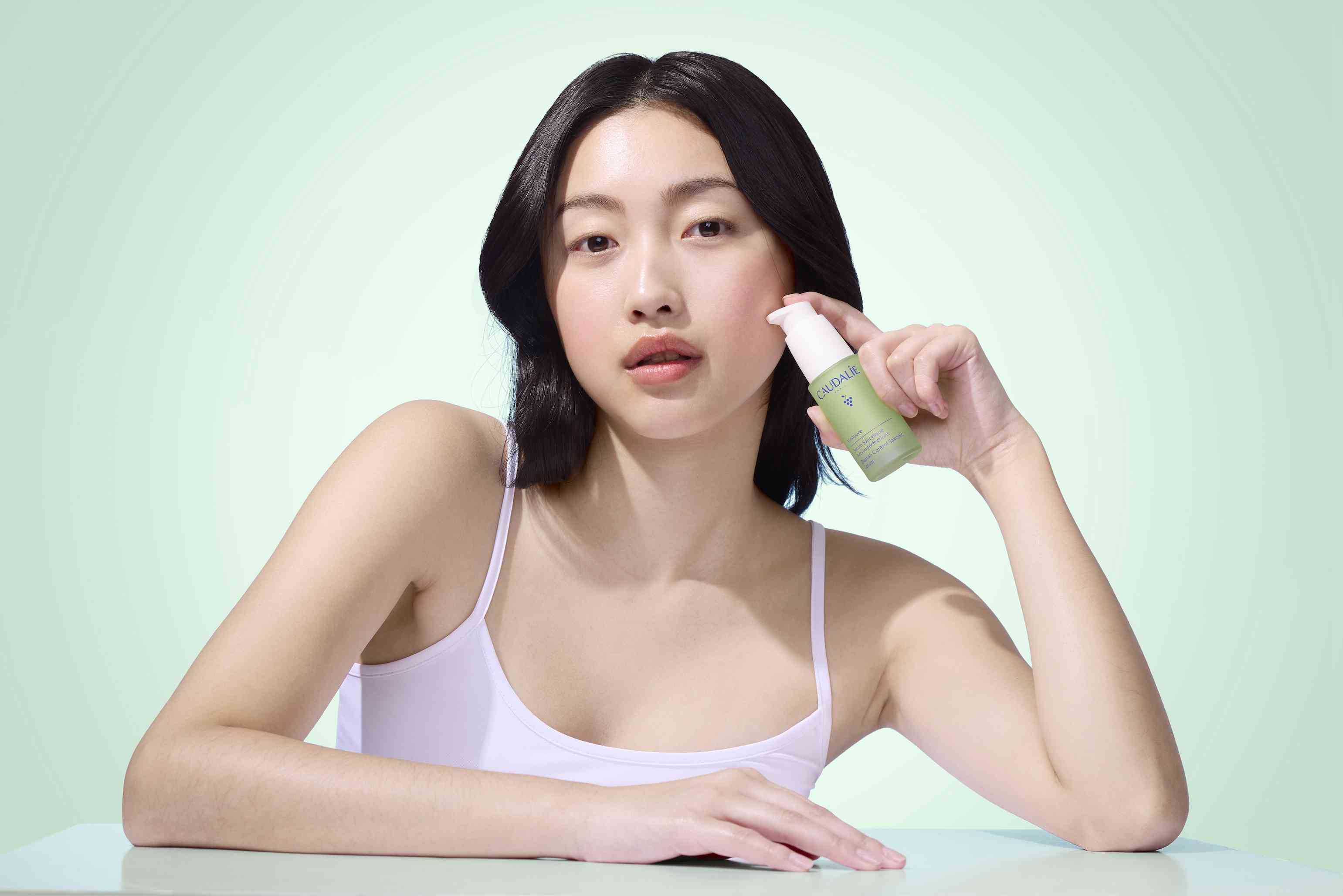 夏日保養提案：Caudalie葡萄籽淨化抗痘精華、NONFICTION全新護髮精華噴霧、Chantecaille五月玫瑰花妍露，，由頭到腳的精緻呵護！