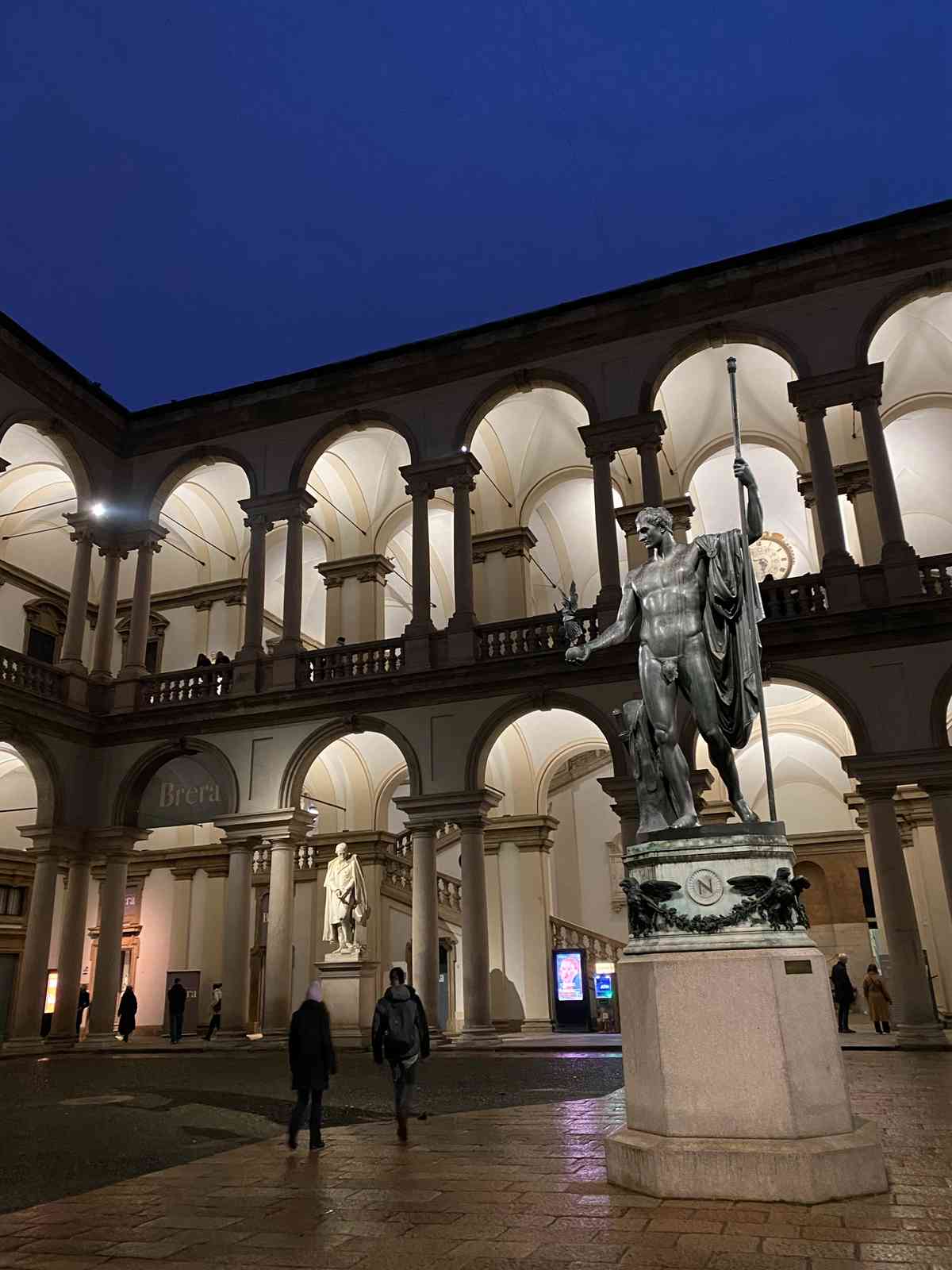 時尚之外的米蘭：漫步Moscova與Brera的文化與風味