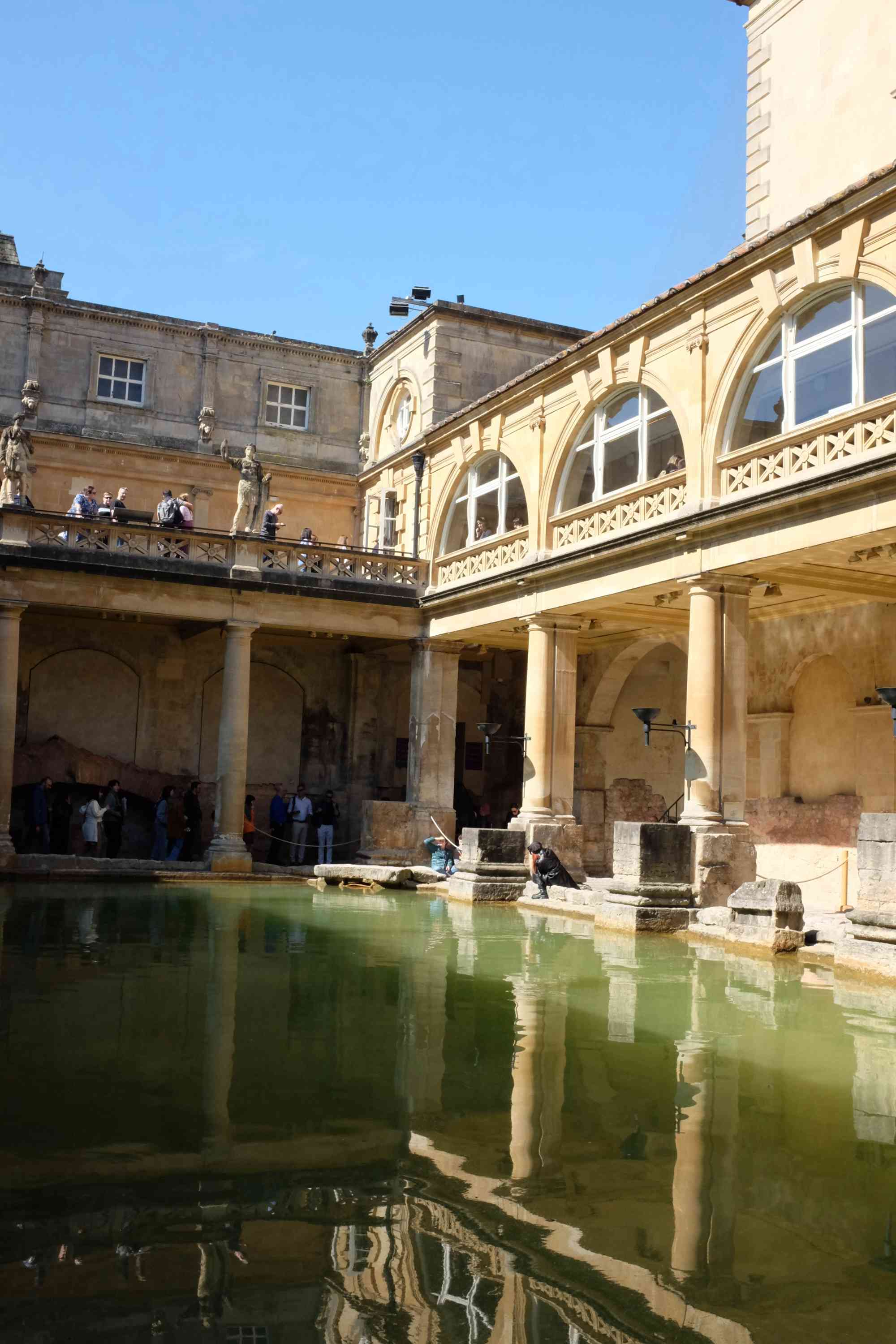 英國旅遊熱門城市Bath一日漫遊:從羅馬浴場到英式優雅 英國旅遊熱門城市Bath一日漫遊:從羅馬浴場到英式優雅