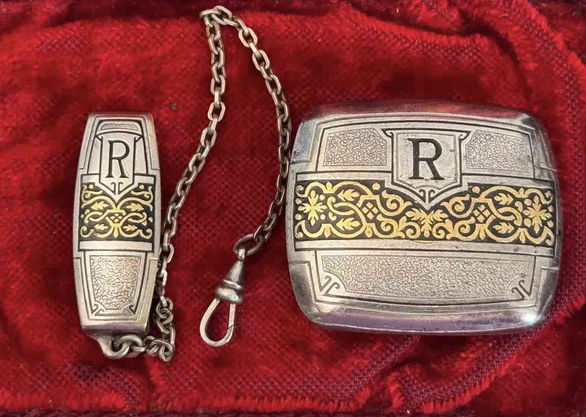 一條鏈的百年轉身 ：belt chain如何重返時尚天橋