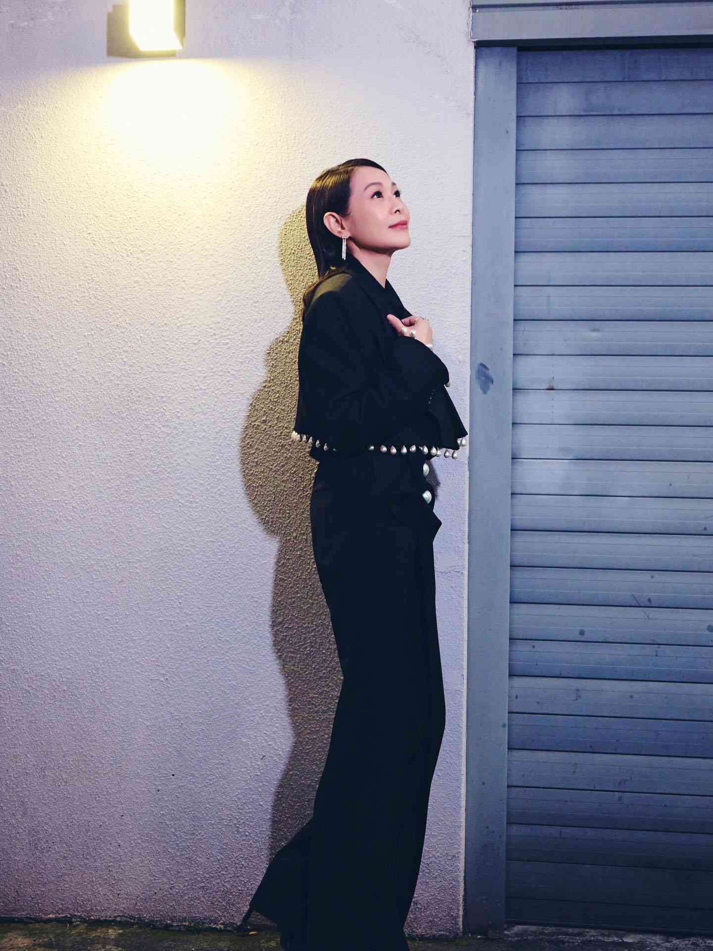 金馬獎2025紅毯一次看:林嘉欣西裝造型率性浪漫、氣質女神桂綸鎂回歸! 林依晨化身「夢幻美人魚」 金馬獎2025紅毯一次看:林嘉欣西裝造型率性浪漫、氣質女神桂綸鎂回歸! 林依晨化身「夢幻美人魚」