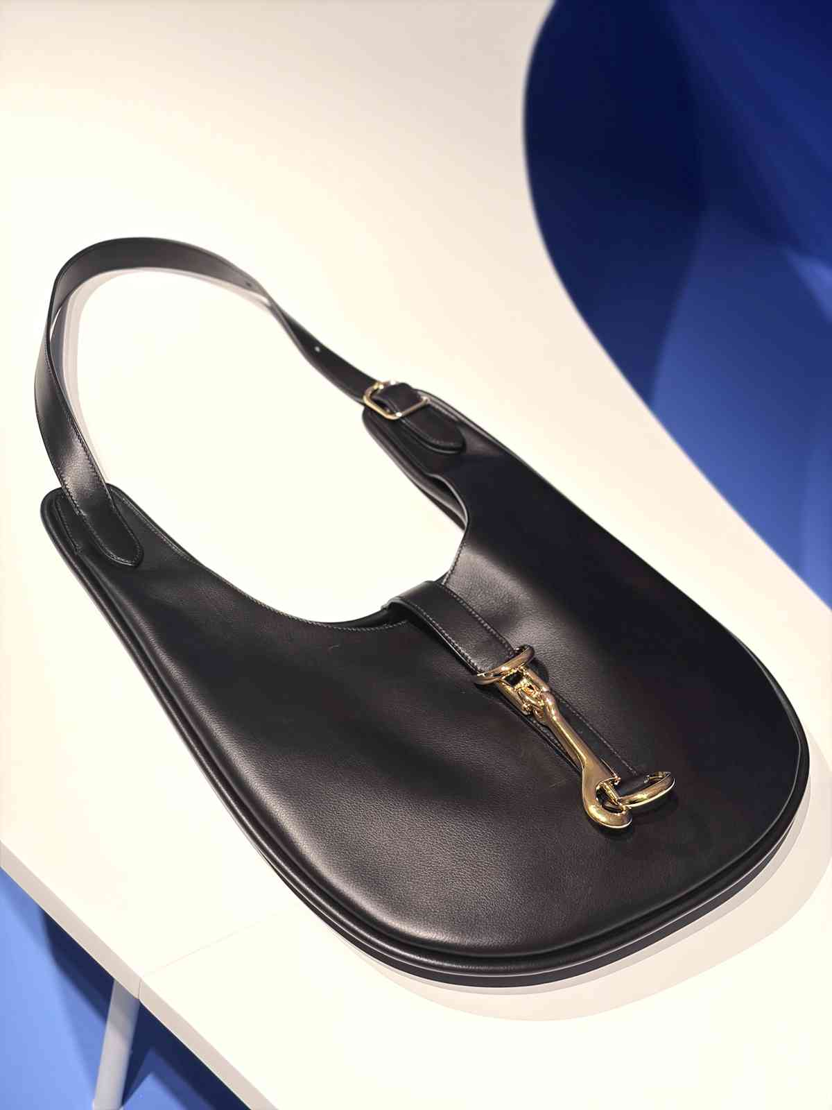 Herm&egrave;s 2026春夏手袋搶先看！9大新作亮相：Kelly 變奏版 Hobo 斜揹袋、小巧可愛皮箱掛飾