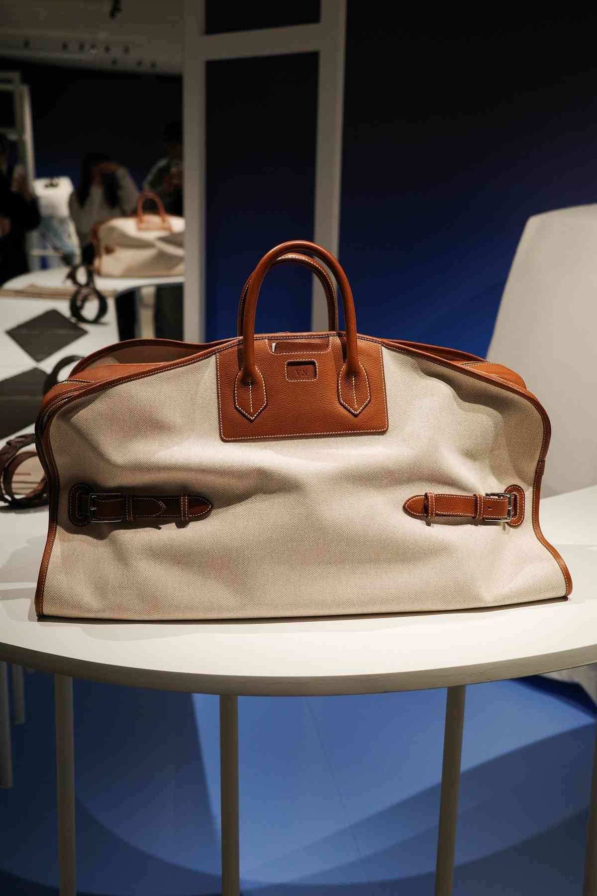 Herm&egrave;s 2026春夏手袋搶先看！9大新作亮相：Kelly 變奏版 Hobo 斜揹袋、小巧可愛皮箱掛飾