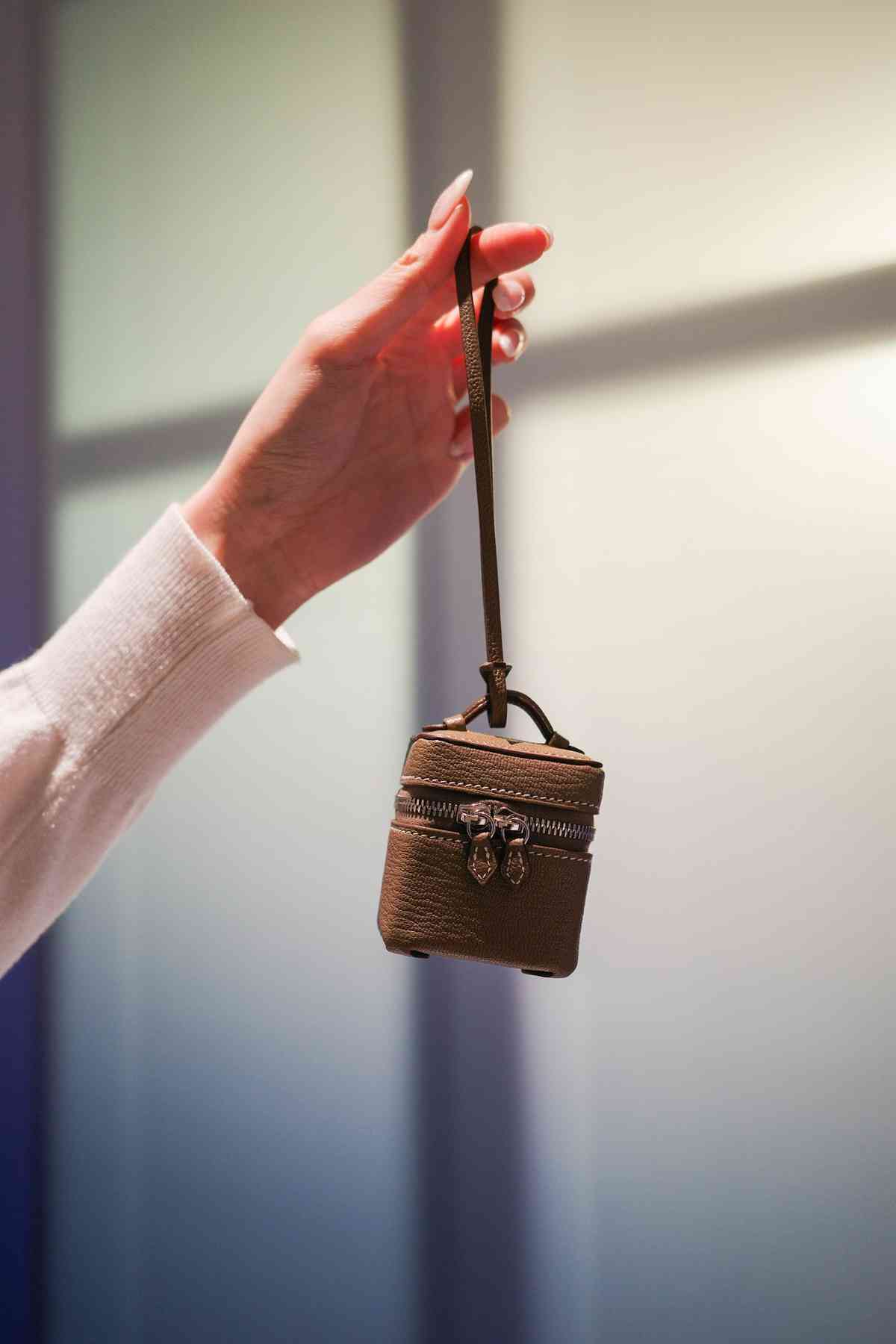 Herm&egrave;s 2026春夏手袋搶先看！9大新作亮相：Kelly 變奏版 Hobo 斜揹袋、小巧可愛皮箱掛飾