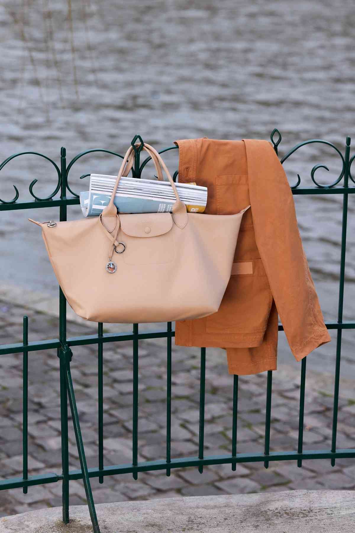 上班族新寵兒？Longchamp全新Le Pliage Xtra與One系列，本季必入手的新一代It-bag