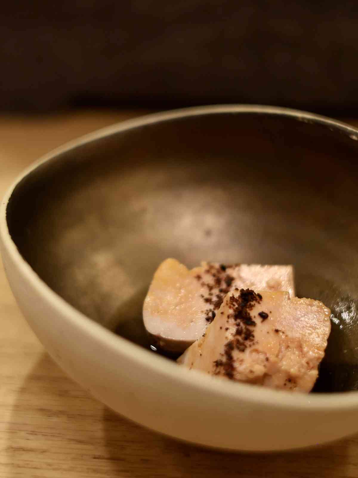 天后Omakase名店清酒Pairing晚宴！大閘蟹紹酒漬、乳鴿土鍋飯、蟬衣花膠，日藉職人匠心盛宴