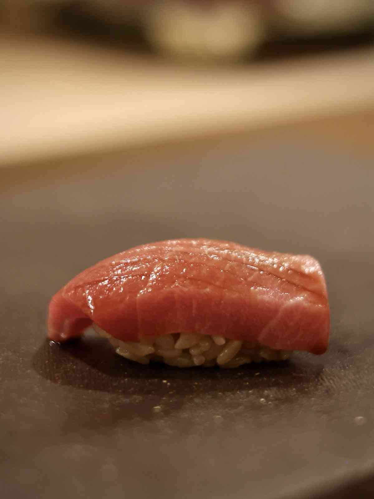 天后Omakase名店清酒Pairing晚宴！大閘蟹紹酒漬、乳鴿土鍋飯、蟬衣花膠，日藉職人匠心盛宴