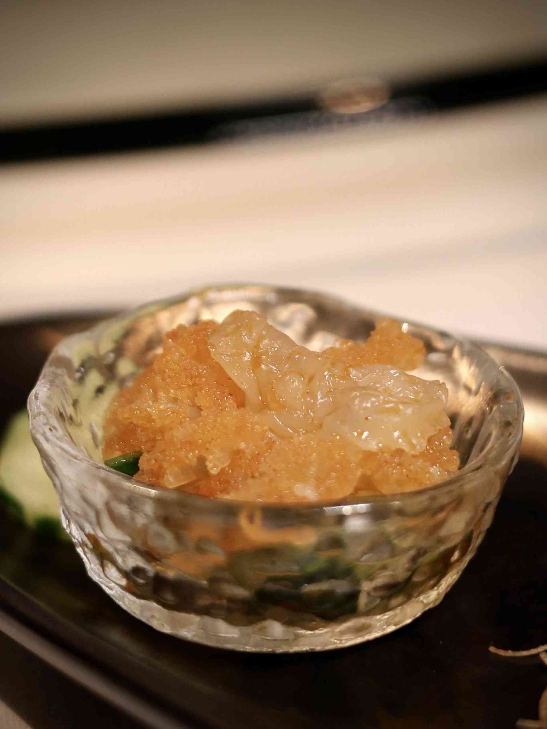 尖東高級中菜廳推出華麗金蠔宴！金蠔酥香焗大響螺、蜜餞金蠔配金蒜 M5 和牛，團年春茗的好選擇