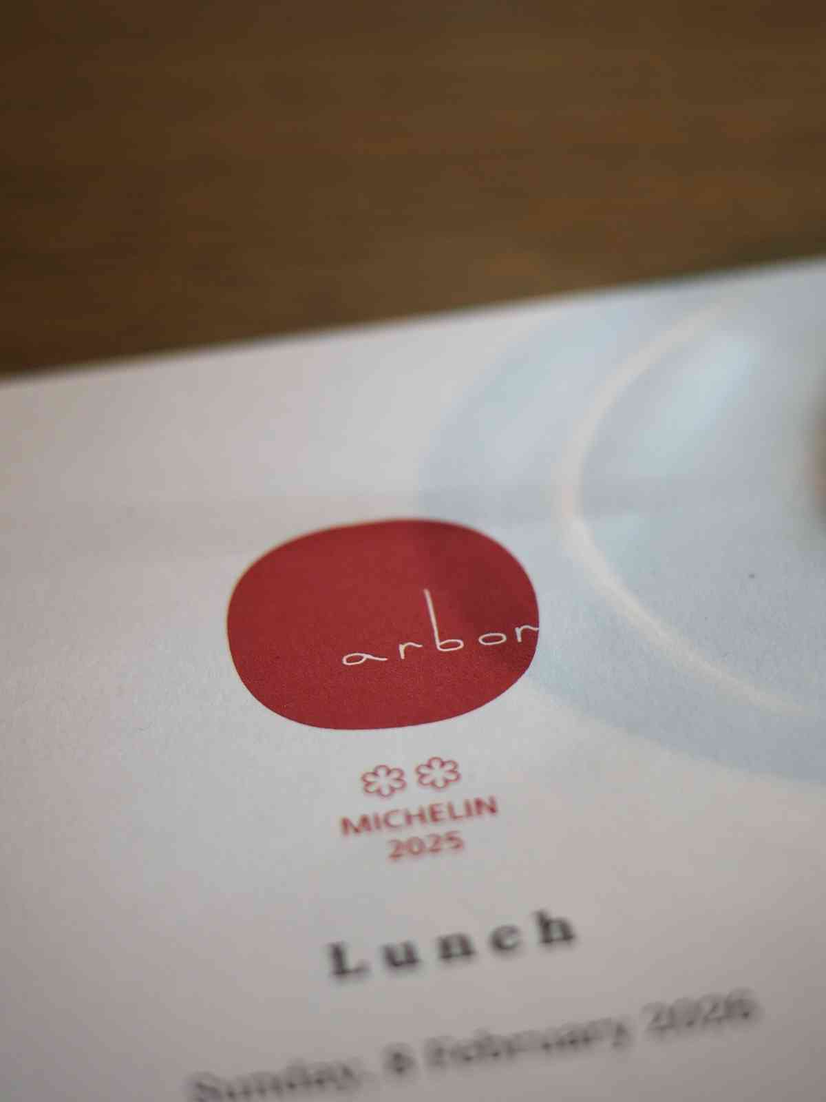 米芝蓮二星餐廳沖繩限定風味菜單！鮑魚海膽撻、魚子醬吞拿魚蕁麻班戟、牛臉頰肉配沖繩紫薯， 滋味滿載的琉球盛宴