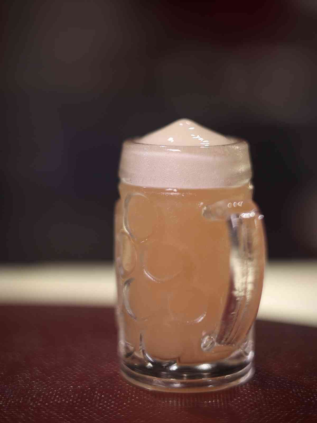 澳門米芝蓮一星無國界料理：紅魔蝦、黑金鮑、芝麻奶海膽松露麵，風味與美感的對話