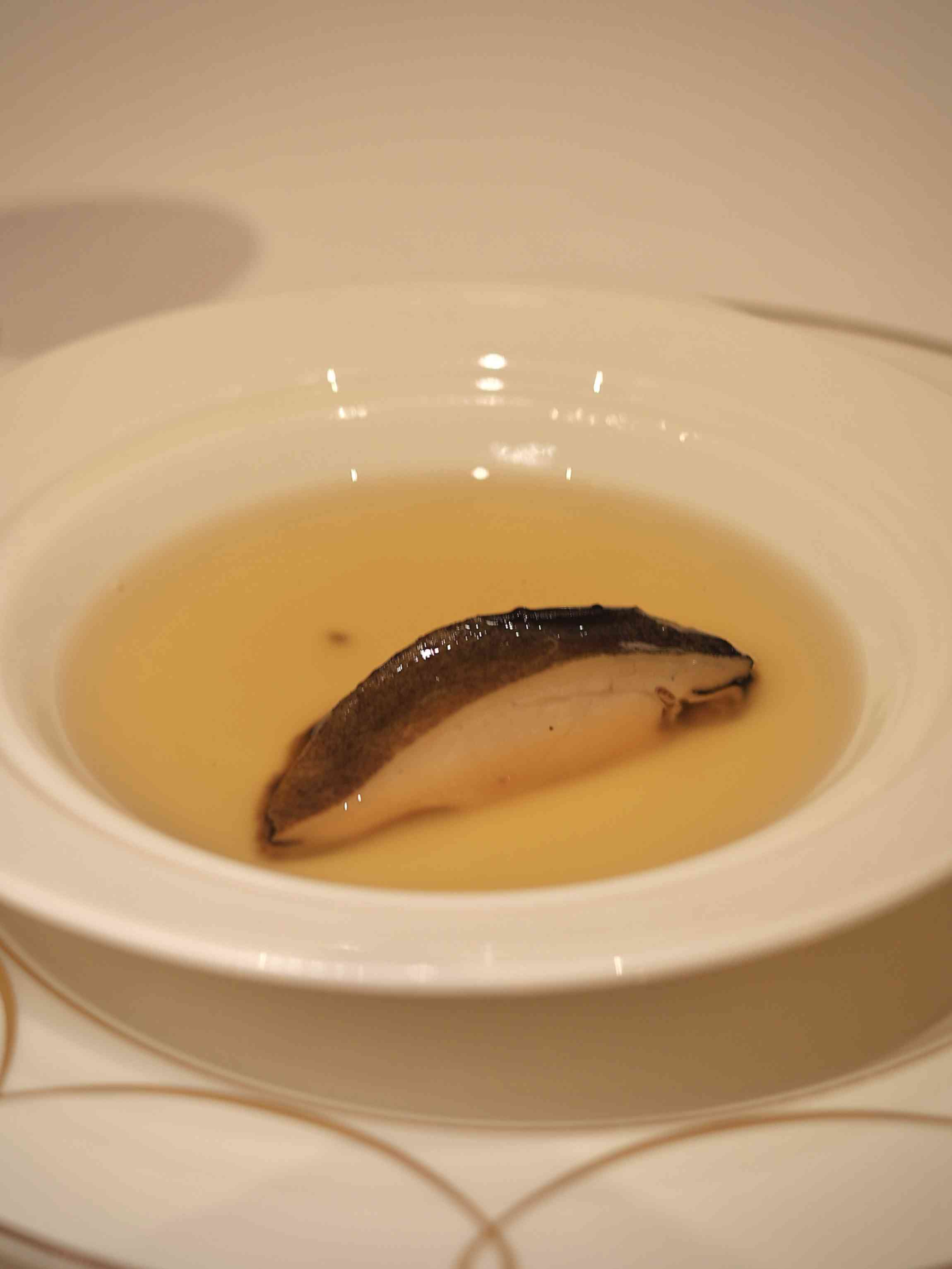 澳門、東京星廚四手聯彈頂級盛宴 : 賀茂茄子、時令膏油蟹燴冬瓜燕、清燜甲魚，二十四節氣與里山料理的極致交響！