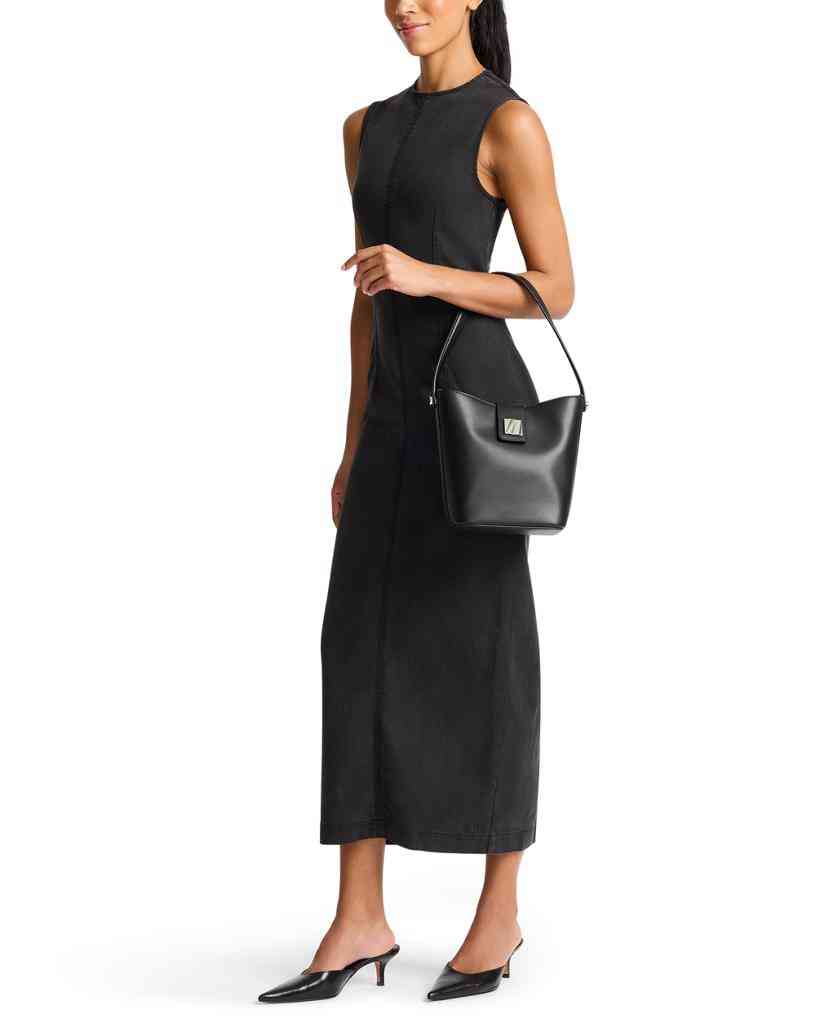時髦職場女力必備!TUMI FW26 女士手提袋系列:極簡工藝的完美交融 時髦職場女力必備!TUMI FW26 女士手提袋系列:極簡工藝的完美交融