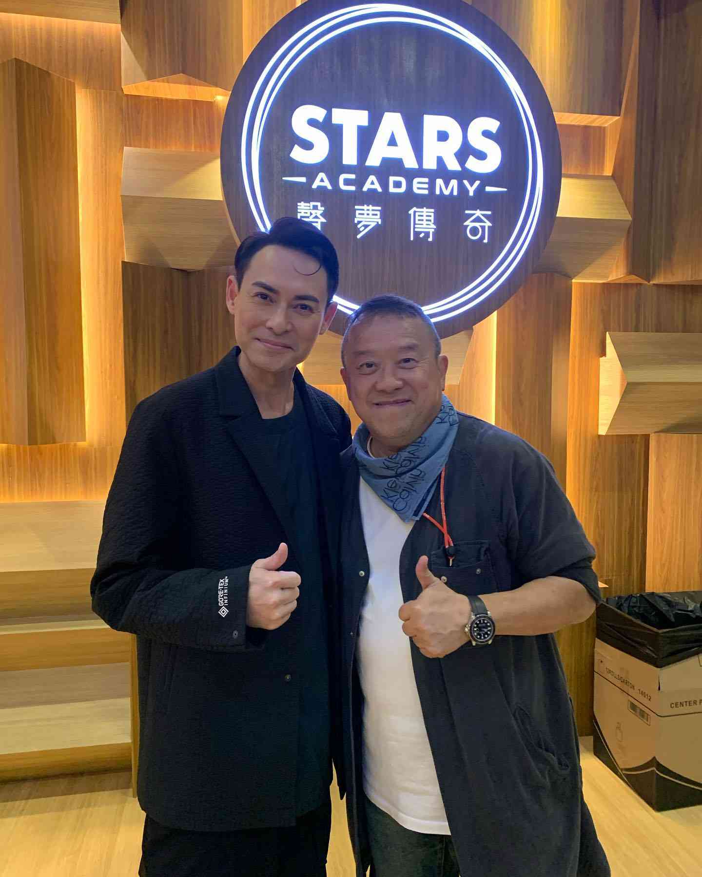 海俊傑太太急性肝衰竭，交代內地等換肝情況，守候監護病房每天視像打氣