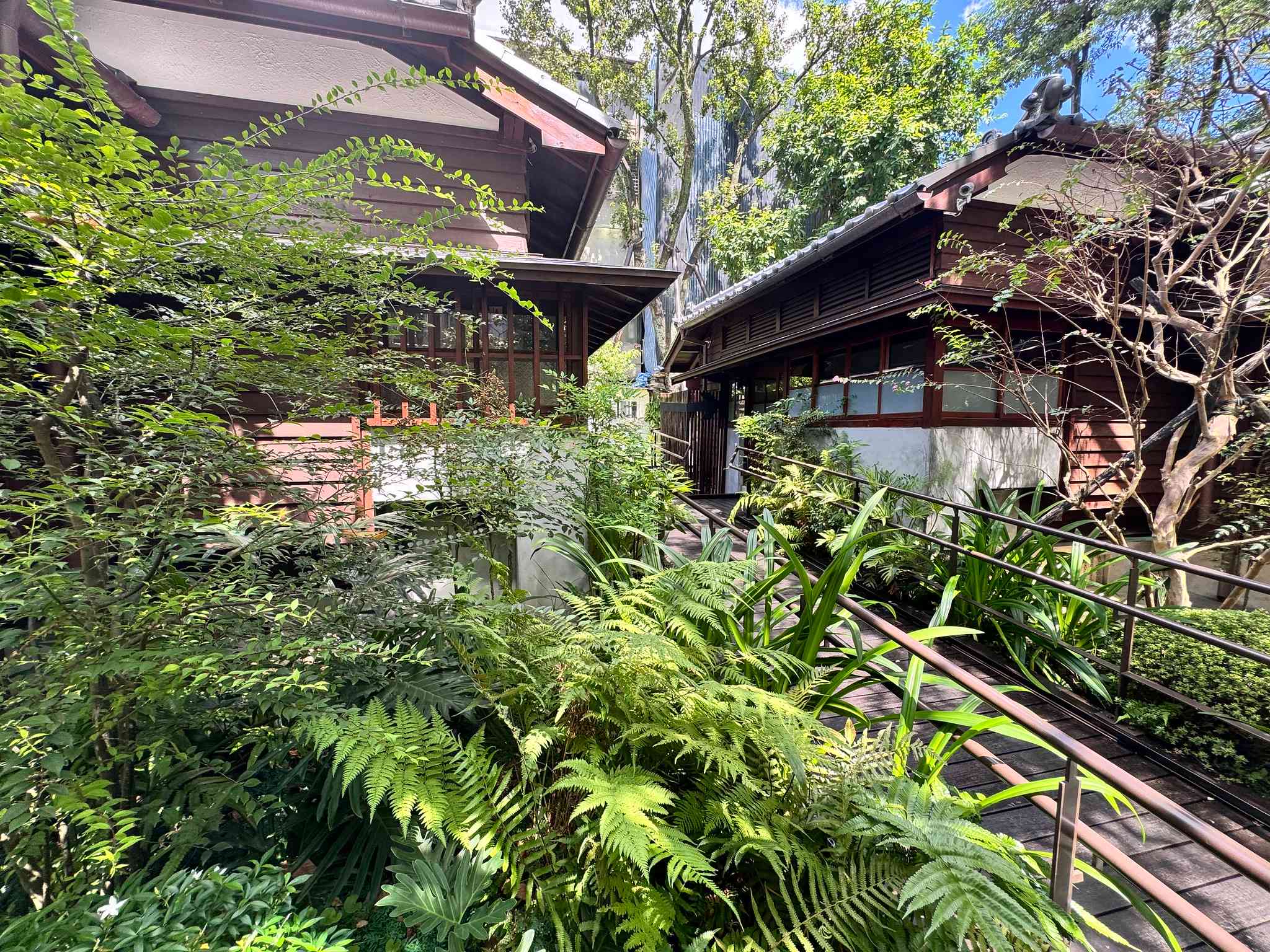 台北日系懷舊文青「小山林」打卡勝地！漫步日治時期町屋群、品味米芝蓮比必登推介素食