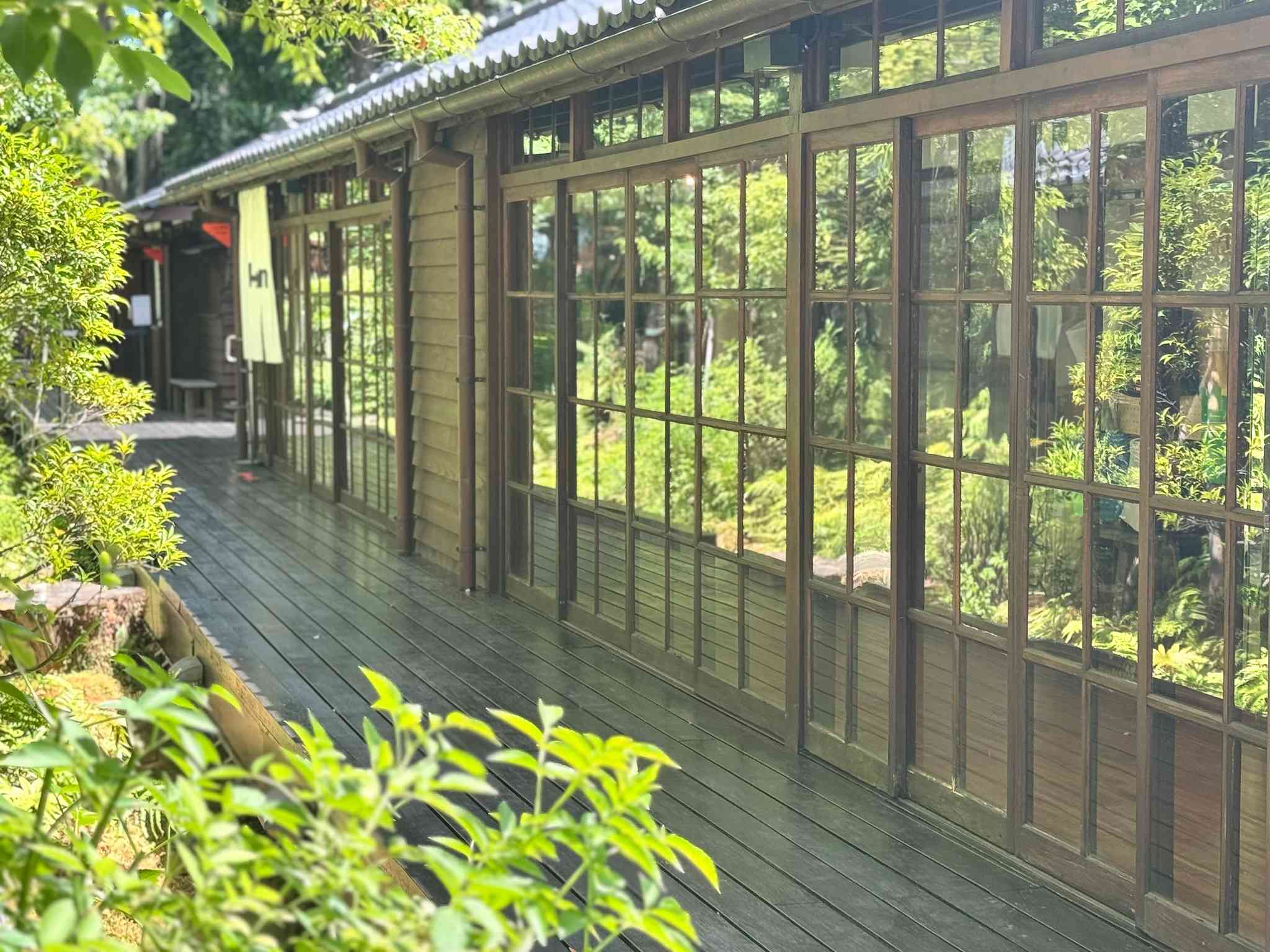 台北日系懷舊文青「小山林」打卡勝地！漫步日治時期町屋群、品味米芝蓮比必登推介素食