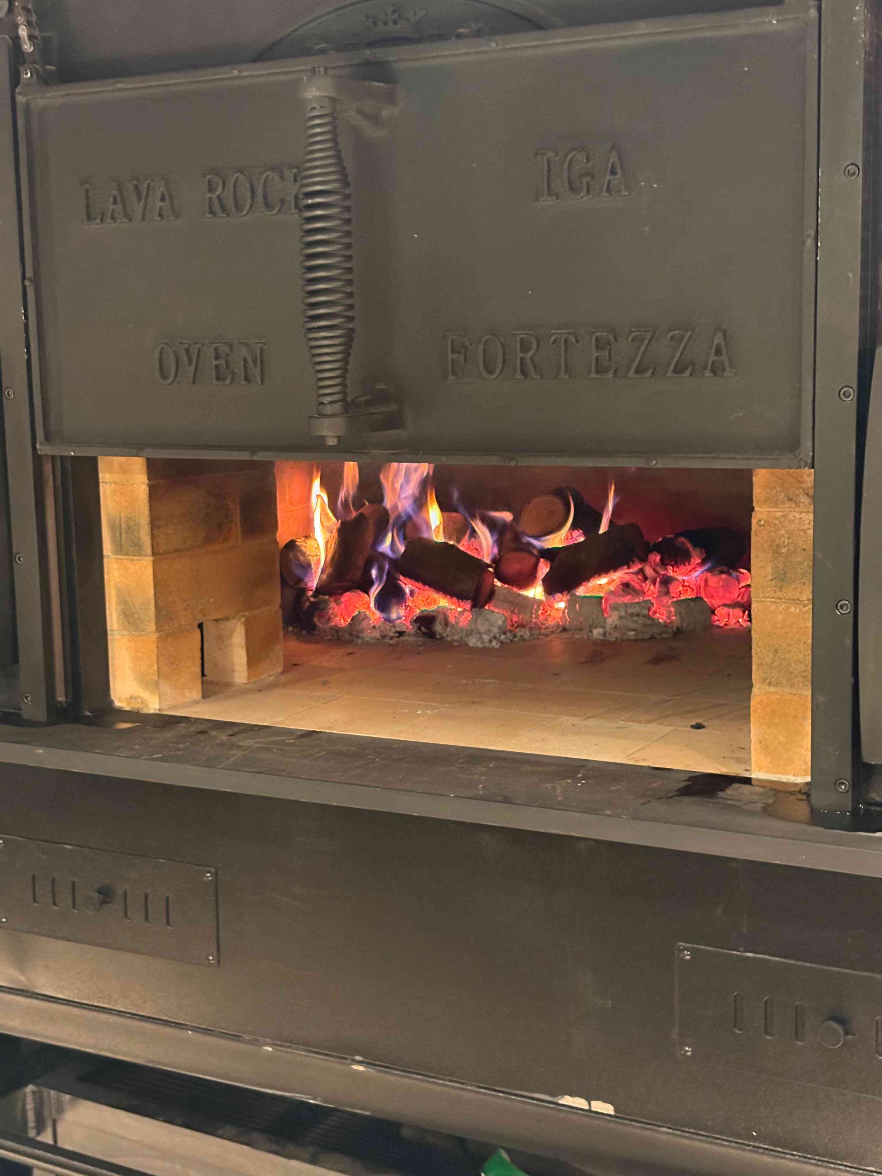 利園全新日法燻香料理餐廳！罕有和牛最嫩部位烤出油脂芳香、龍蝦尾南瓜馬鈴薯糰子如鮮撈大海鮮味