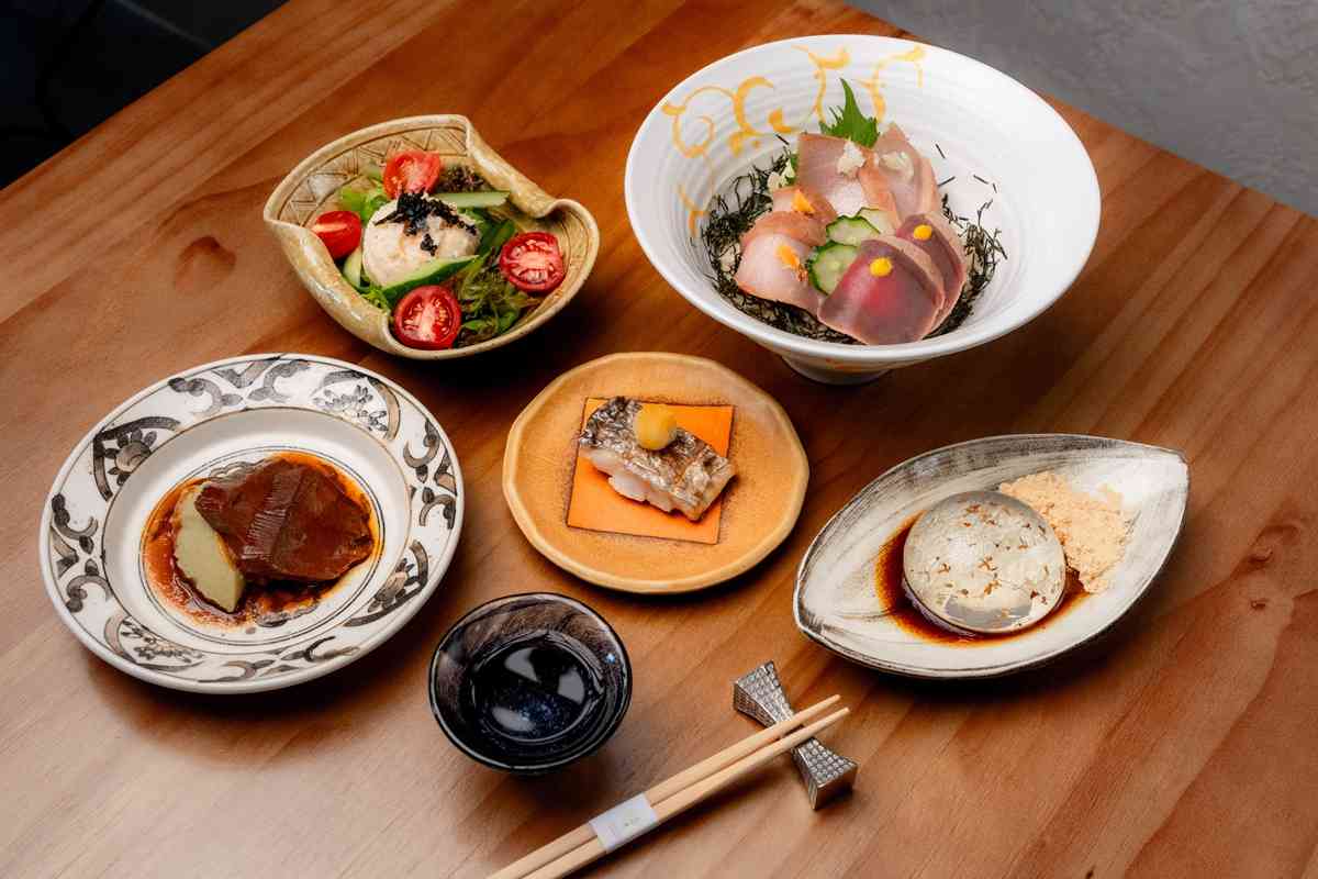 中環人氣精緻刺身丼飯店！首創「江戶前料理手法」x「煙燻熟成」魚料、告別傳統Omakase套餐