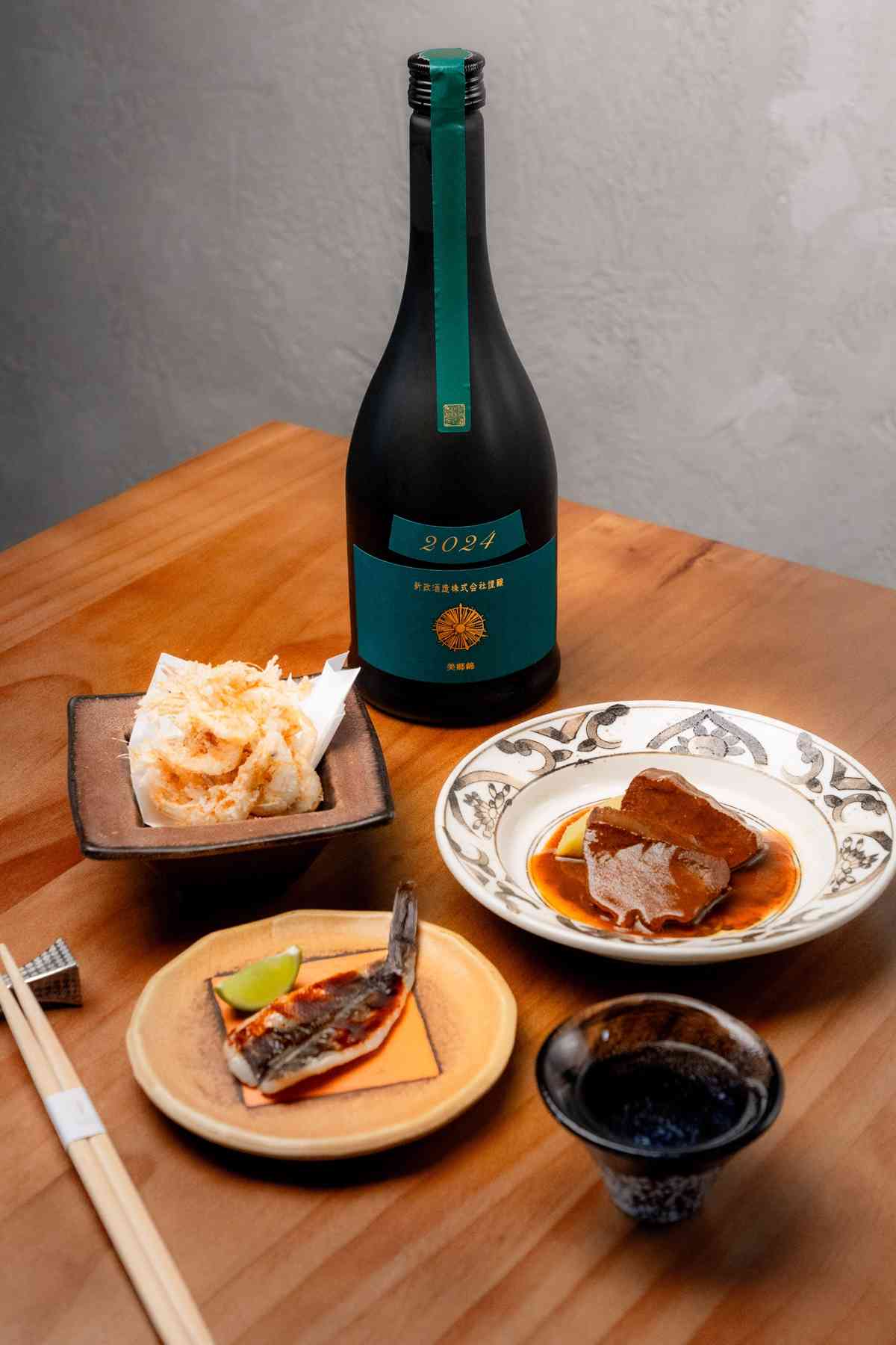 中環人氣精緻刺身丼飯店！首創「江戶前料理手法」x「煙燻熟成」魚料、告別傳統Omakase套餐