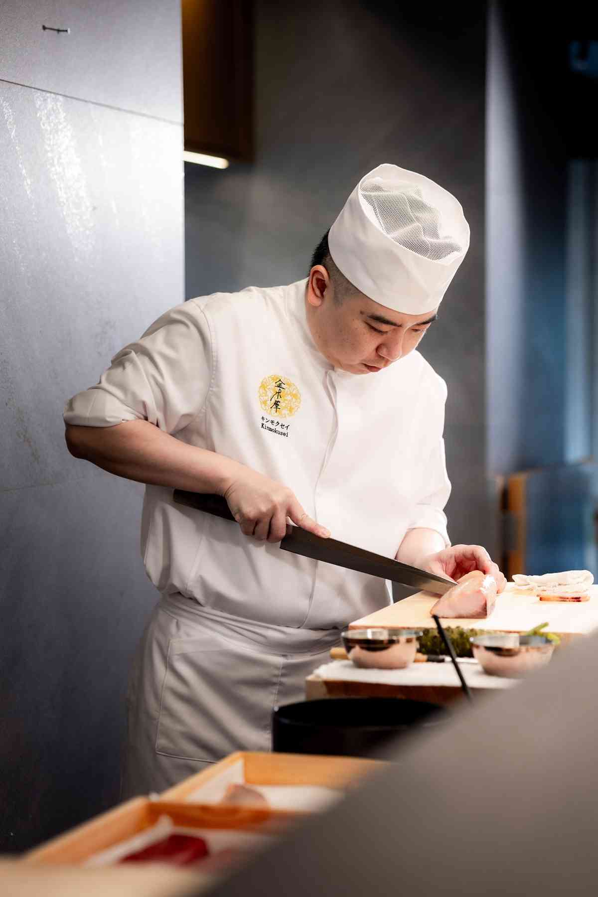 中環人氣精緻刺身丼飯店！首創「江戶前料理手法」x「煙燻熟成」魚料、告別傳統Omakase套餐