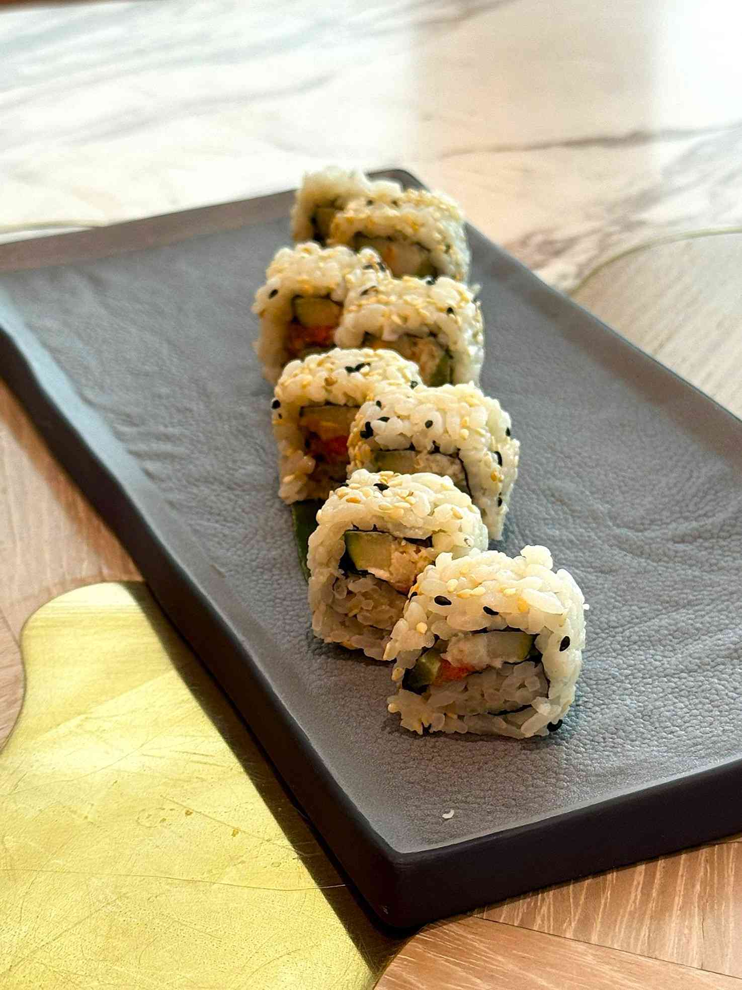 中環Akira Back夢幻玻璃幕牆內的早午餐：AB Tuna Mini Taco、AB Wagyu Tartare，韓日融合藝術饗宴