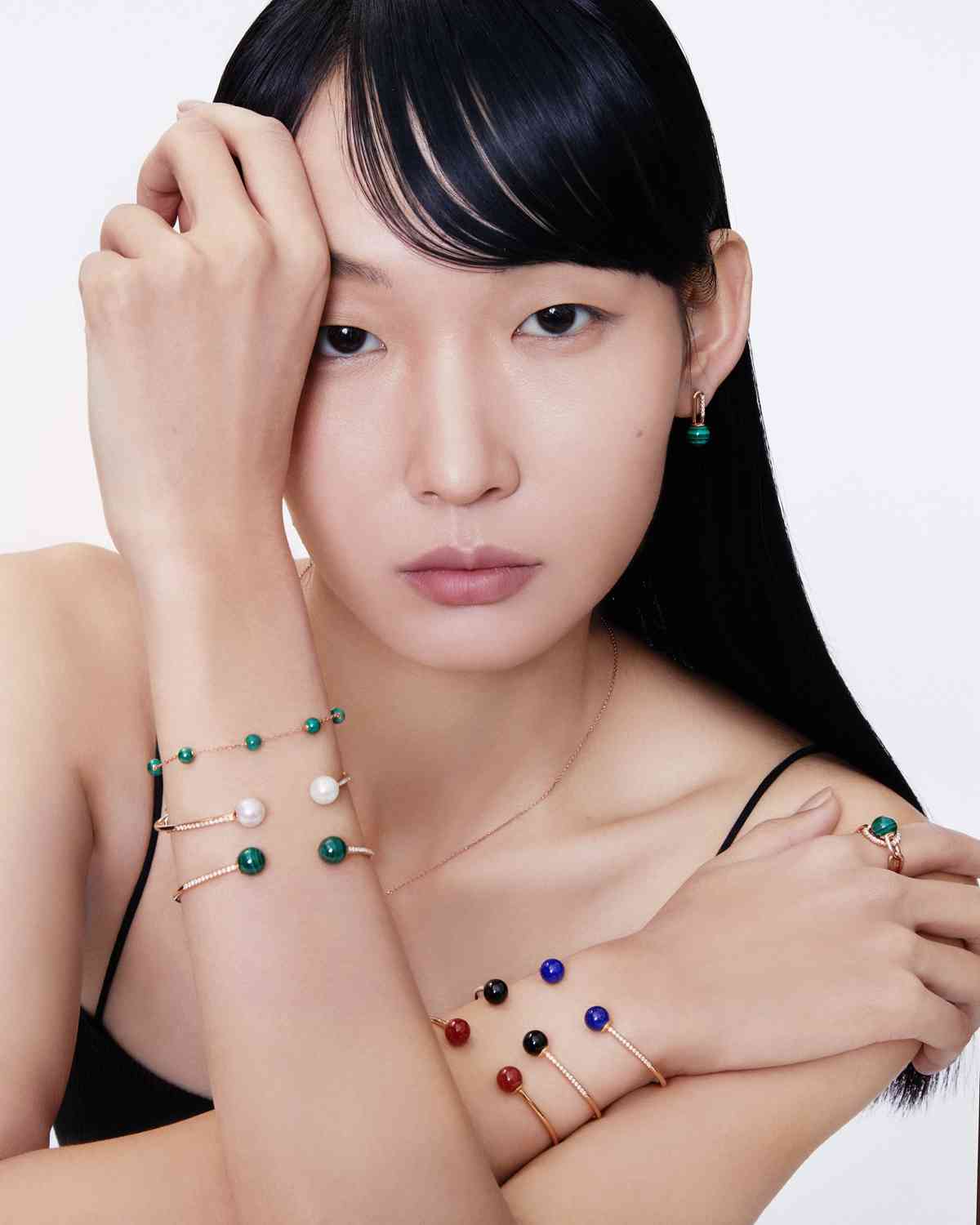 母親節珠寶提案：FRED 幽雅航海扣 、Tiffany 黃金交替扣環、Pomellato海藍托帕石，盡顯女性知性光彩
