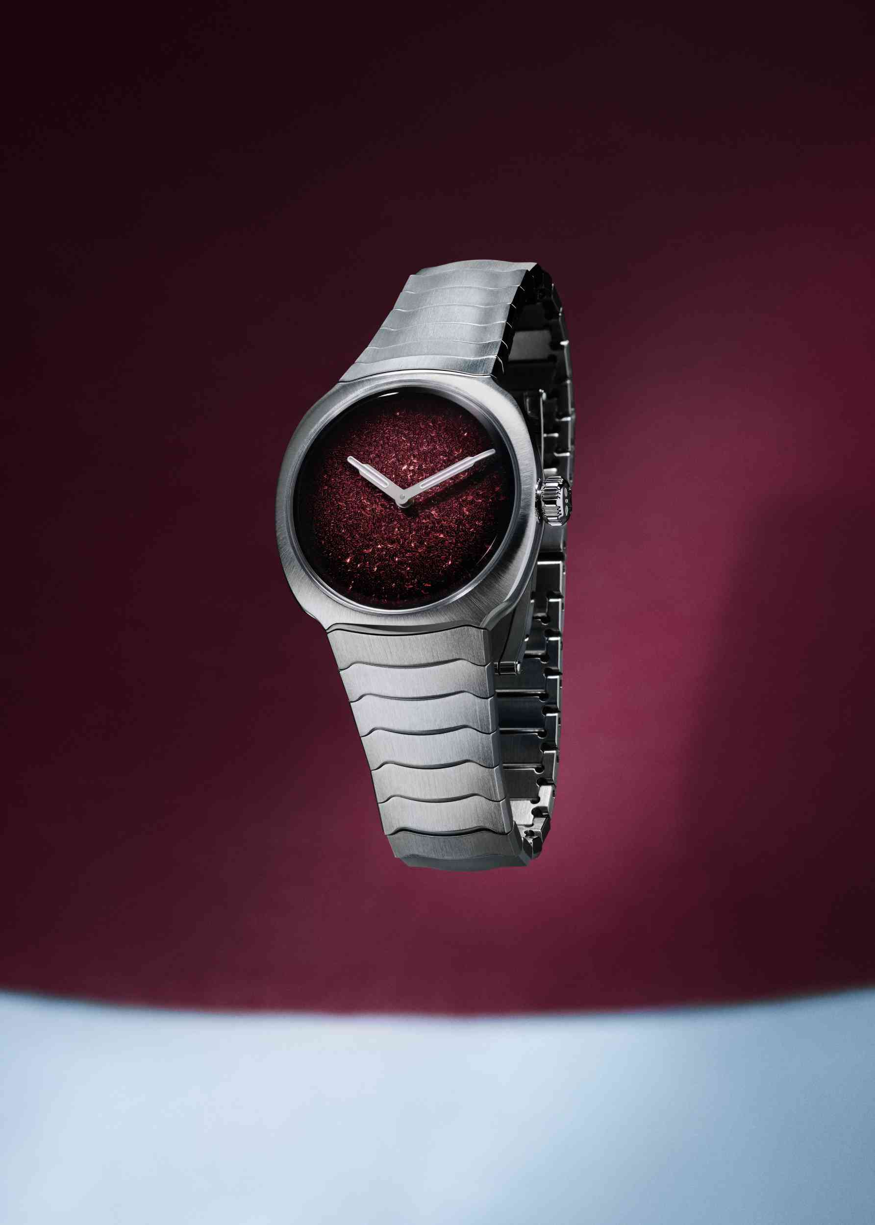 Watches & Wonders 2026:H. Moser & Cie. 極簡萬年曆、Streamliner Pump 與 Mini,以極簡哲學演繹內斂之美 Watches & Wonders 2026:H. Moser & Cie. 極簡萬年曆、Streamliner Pump 與 Mini,以極簡哲學演繹內斂之美