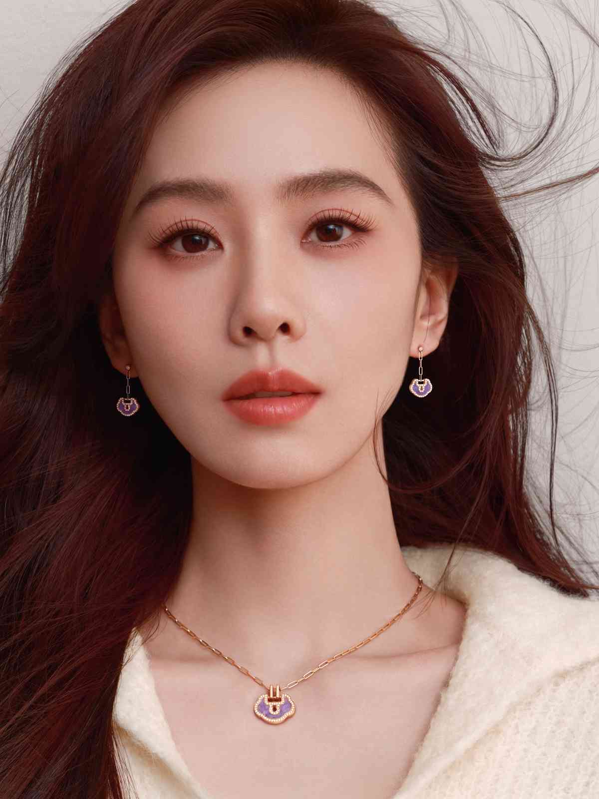 紫氣東來，如意隨行：Qeelin全新紫翡Yu Yi 系列，演繹當代輕奢美學