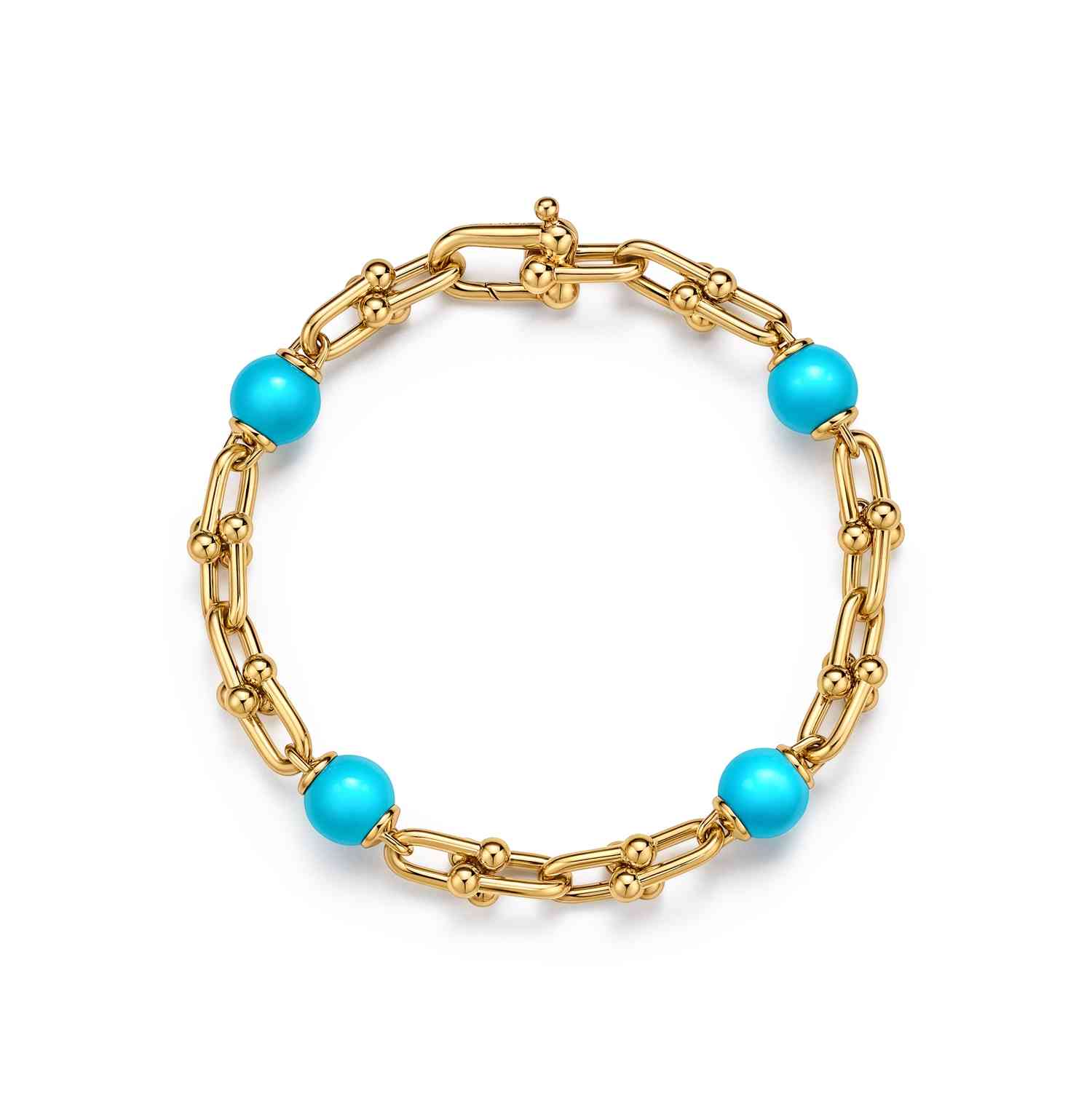 當色彩成為創作語言:Tiffany & Co. 以綠松石與 Akoya 珍珠續寫 Tiffany HardWear 摩登傳奇 當色彩成為創作語言:Tiffany & Co. 以綠松石與 Akoya 珍珠續寫 Tiffany HardWear 摩登傳奇
