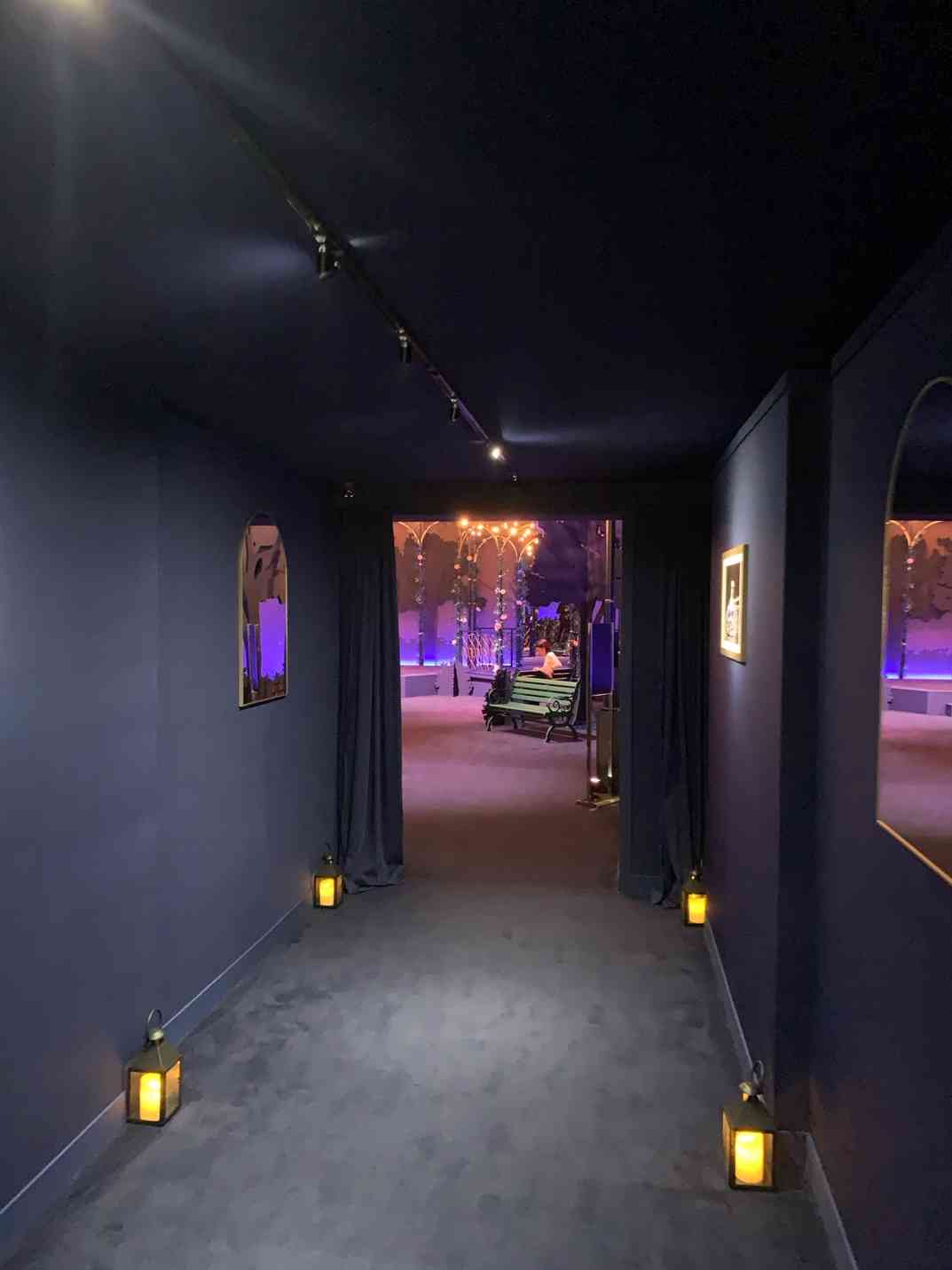 腕錶的時光隧道！走進梵克雅寶「Poetry of Time 」展覽，看戀人橋上的浪漫相遇