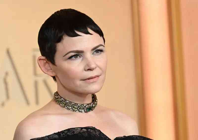 2026 奧斯卡紅毯上珠寶焦點：Collar 與 Torque 美學