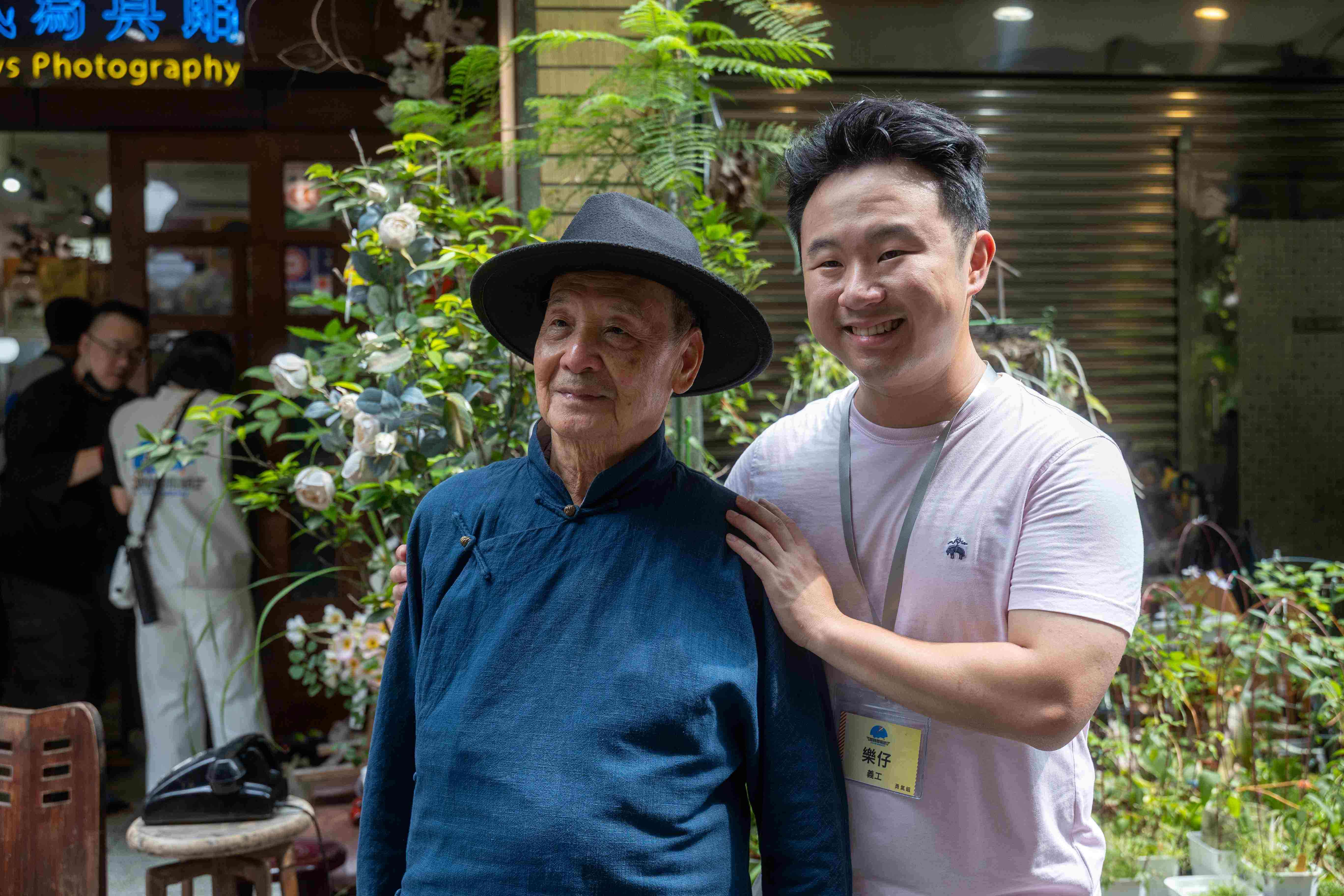 長者旅遊貼心攻略｜每半小時如廁休息、企缸住宿、平安藥包清單，銀齡團義工實戰分享