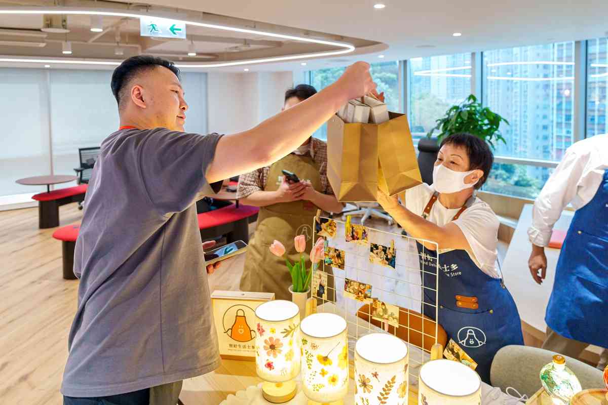失智也能寫字？腦退化長者手寫「暖心簽文」作新年賀禮，揭開重拾書寫小秘訣
