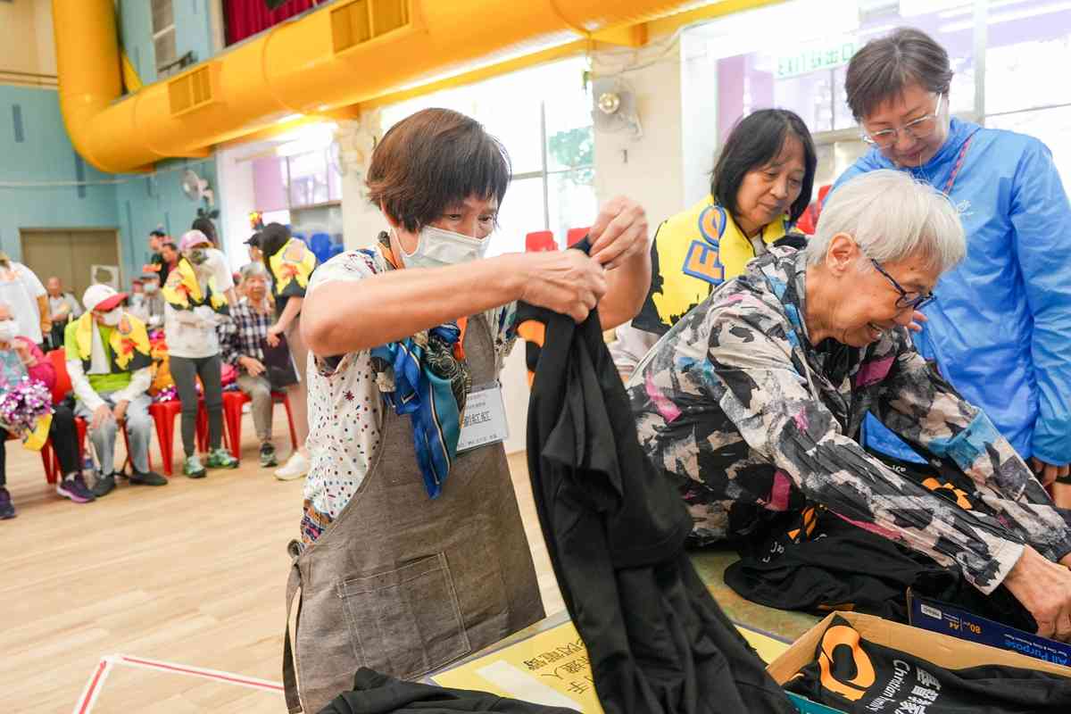 失智也能寫字？腦退化長者手寫「暖心簽文」作新年賀禮，揭開重拾書寫小秘訣