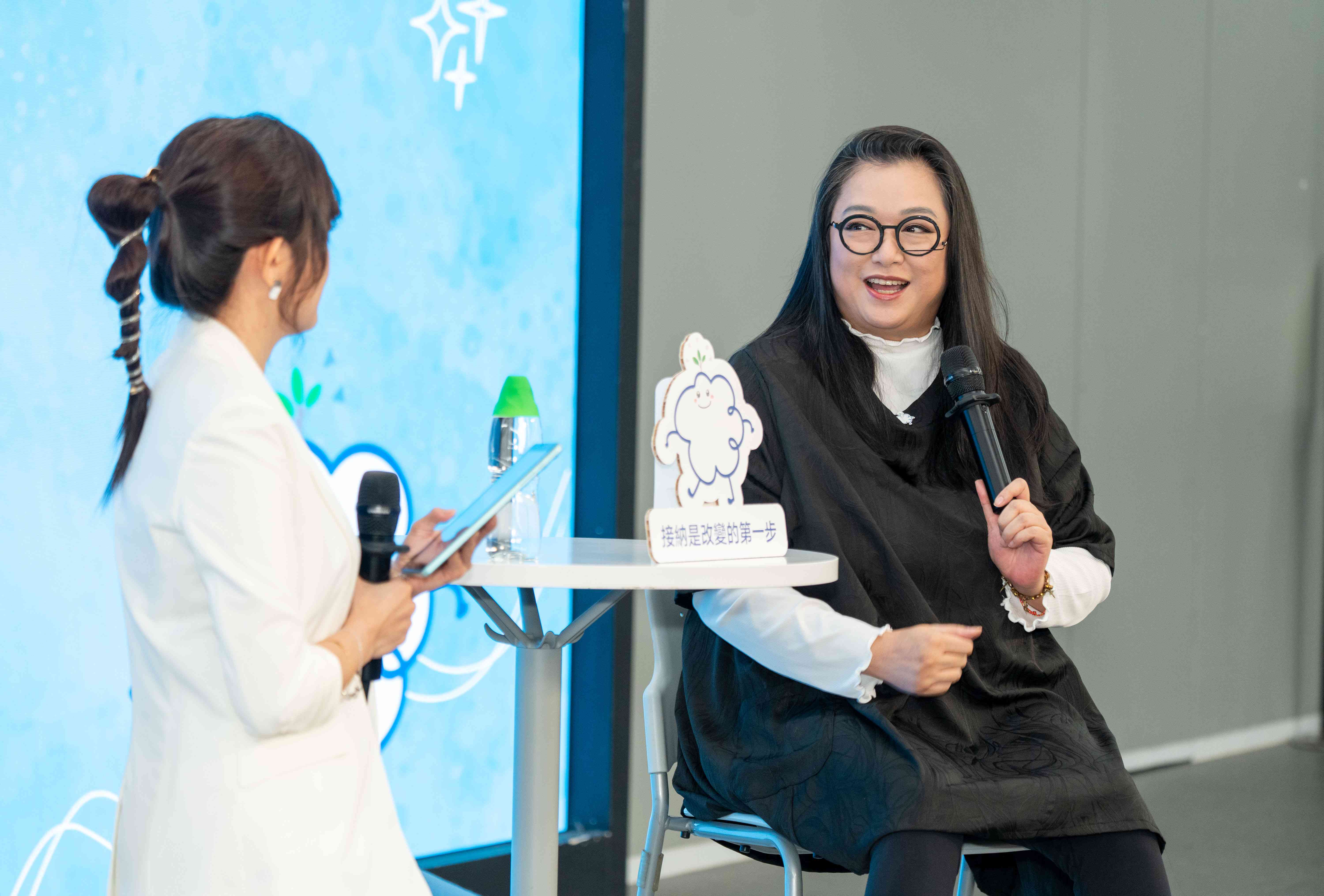 李珊珊與輔導心理學家的療癒處方:別再逼人堅強,先學會接住情緒 李珊珊與輔導心理學家的療癒處方:別再逼人堅強,先學會接住情緒