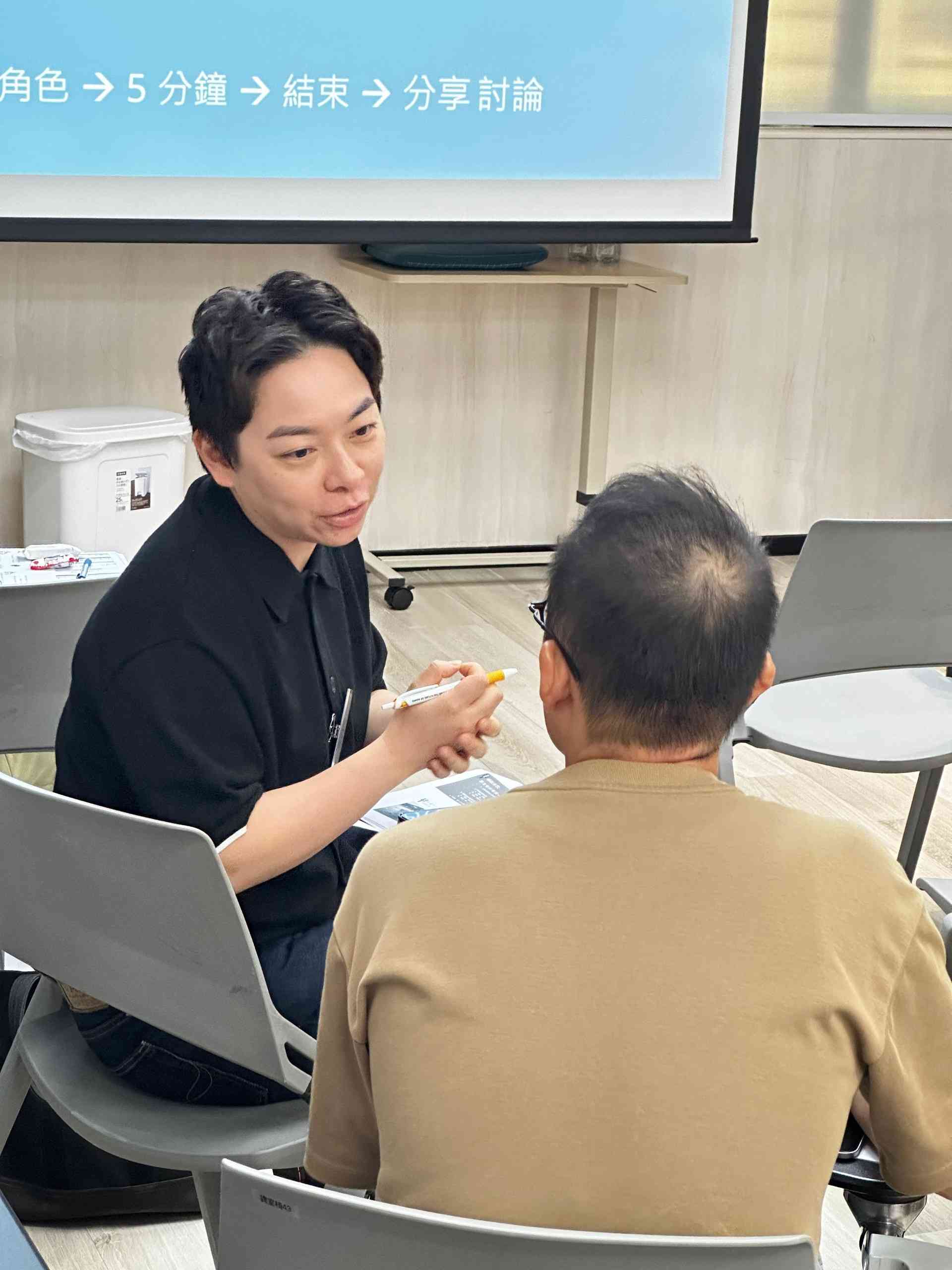安老院舍主管專業化：關愛領袖培訓計劃 培育關愛長者與員工的領袖