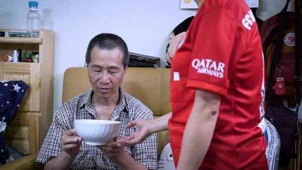 吳博君離世｜頑抗漸凍人症7年 69歲TVB綠葉王吳博君離世 遺孀證死訊：他不想勞煩大家