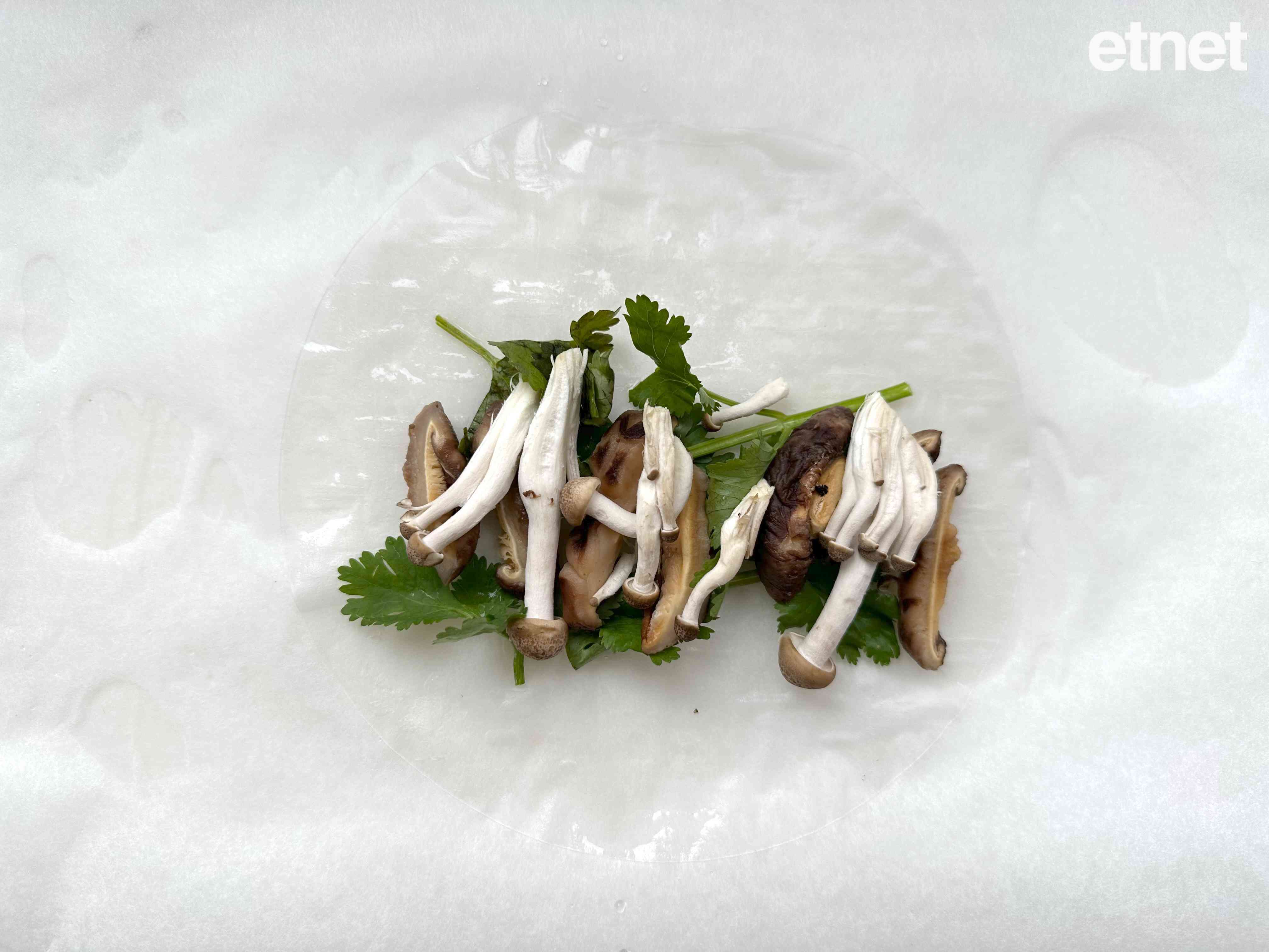 走肉點心系列之二：芫荽雙菇腸粉