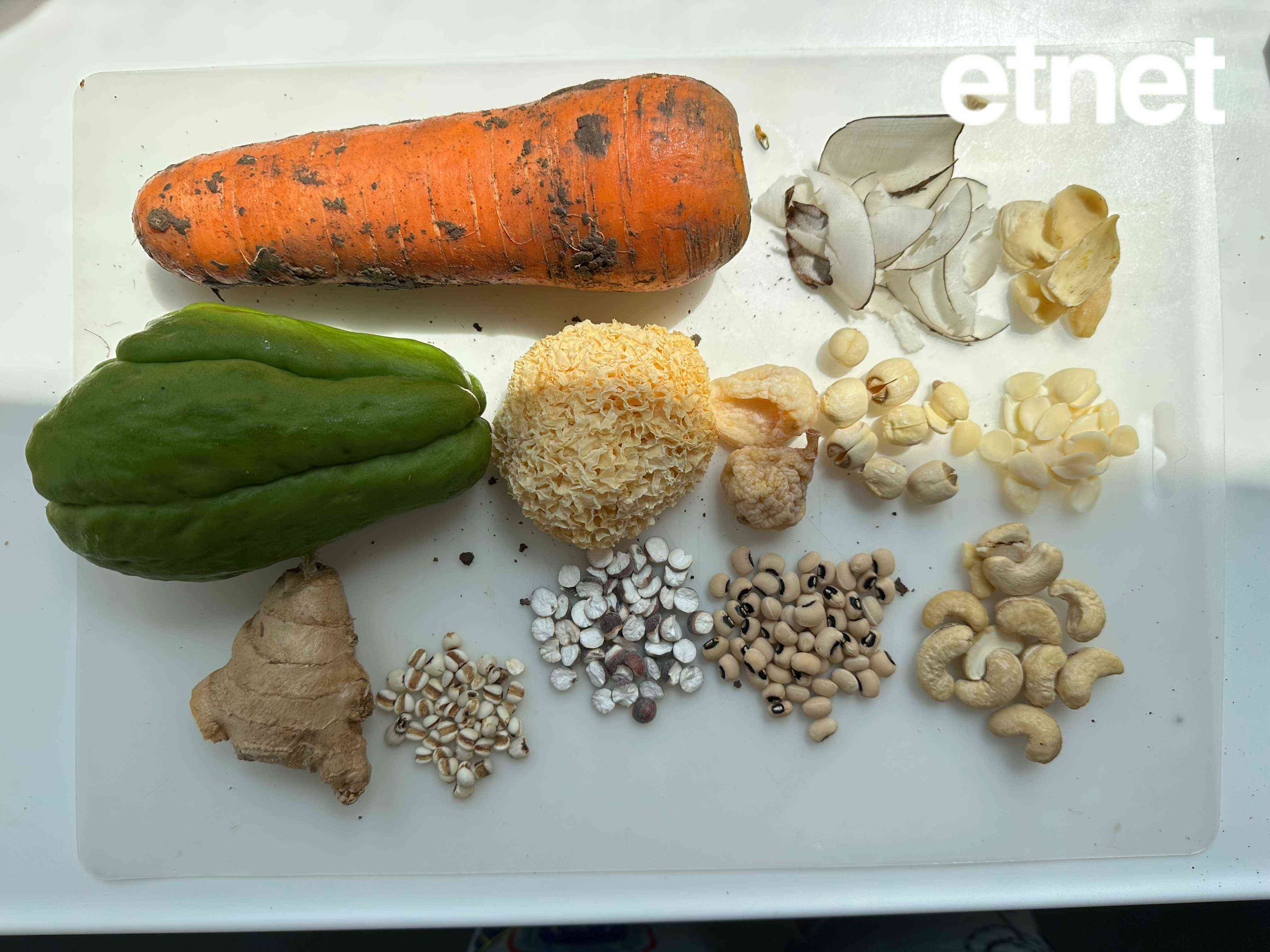 迎接夏天素湯推薦：甘筍合掌瓜湯