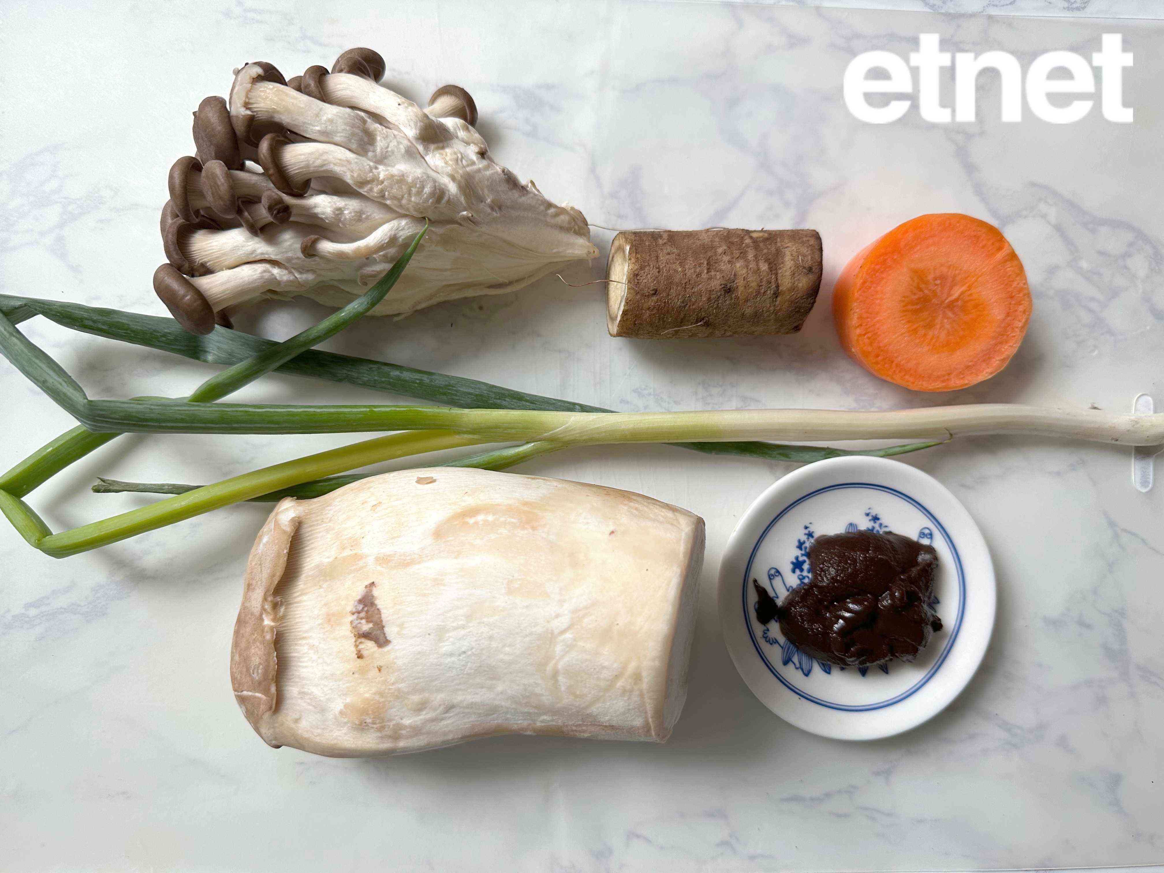 素食譜推薦：赤味噌雜菌炒　走肉菜不可或缺的調味