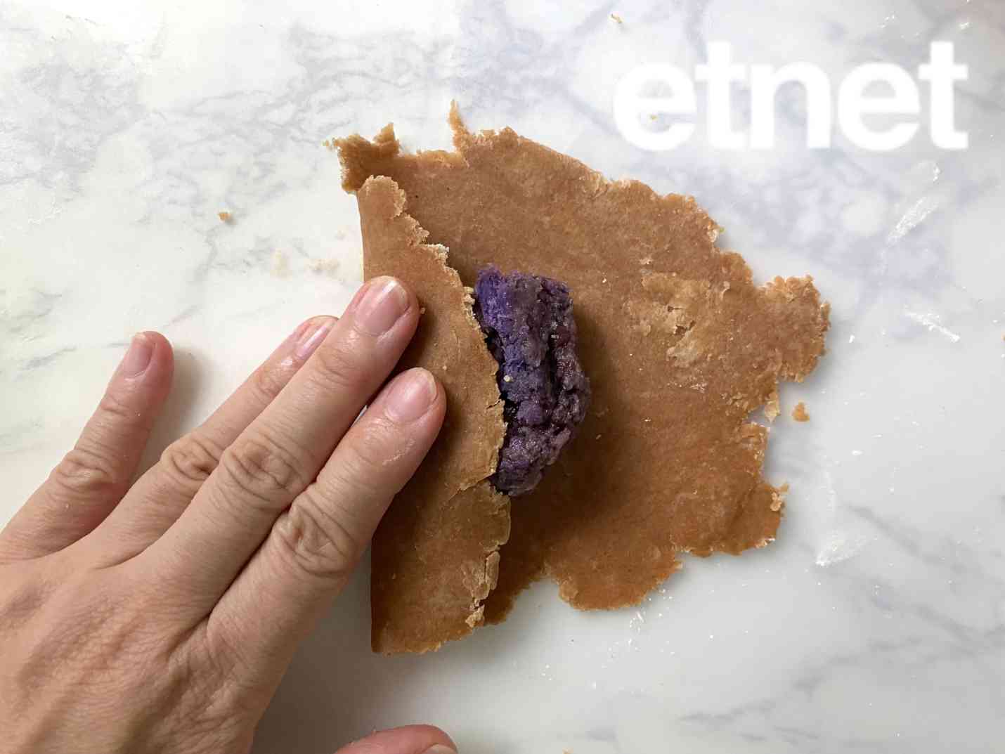 素甜點食譜推介︱紫薯紅豆脆餅豆香誘惑滋味，紫番薯豐富花青素助抗氧化
